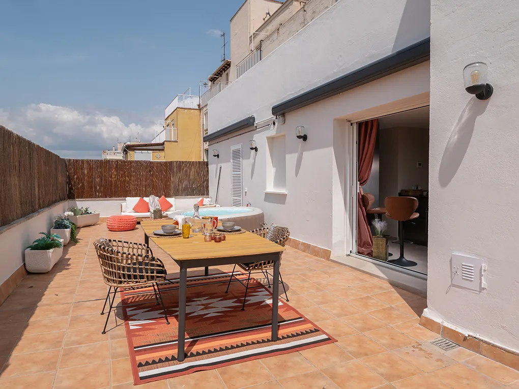 Najlepiej wyremontowany designerski penthouse w Santa Catalina-8