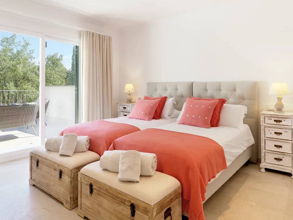 Lujosa vila familiar en ubicació privilegiada amb llicència ETV-11