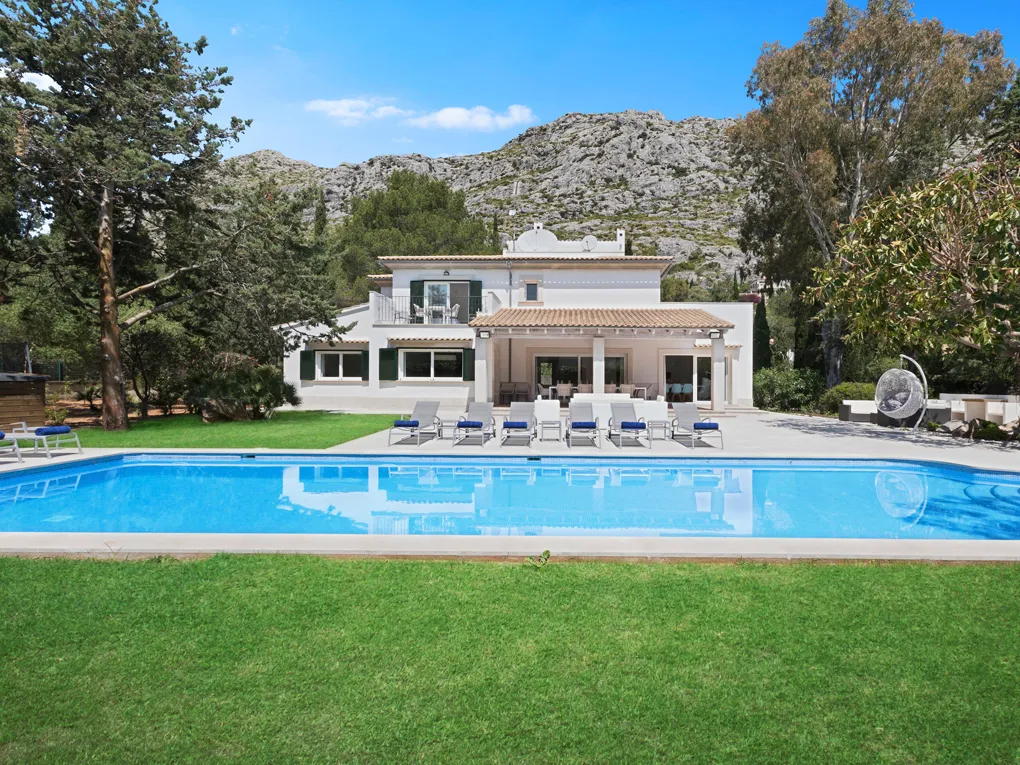 Lujosa vila familiar en ubicació privilegiada amb llicència ETV-1