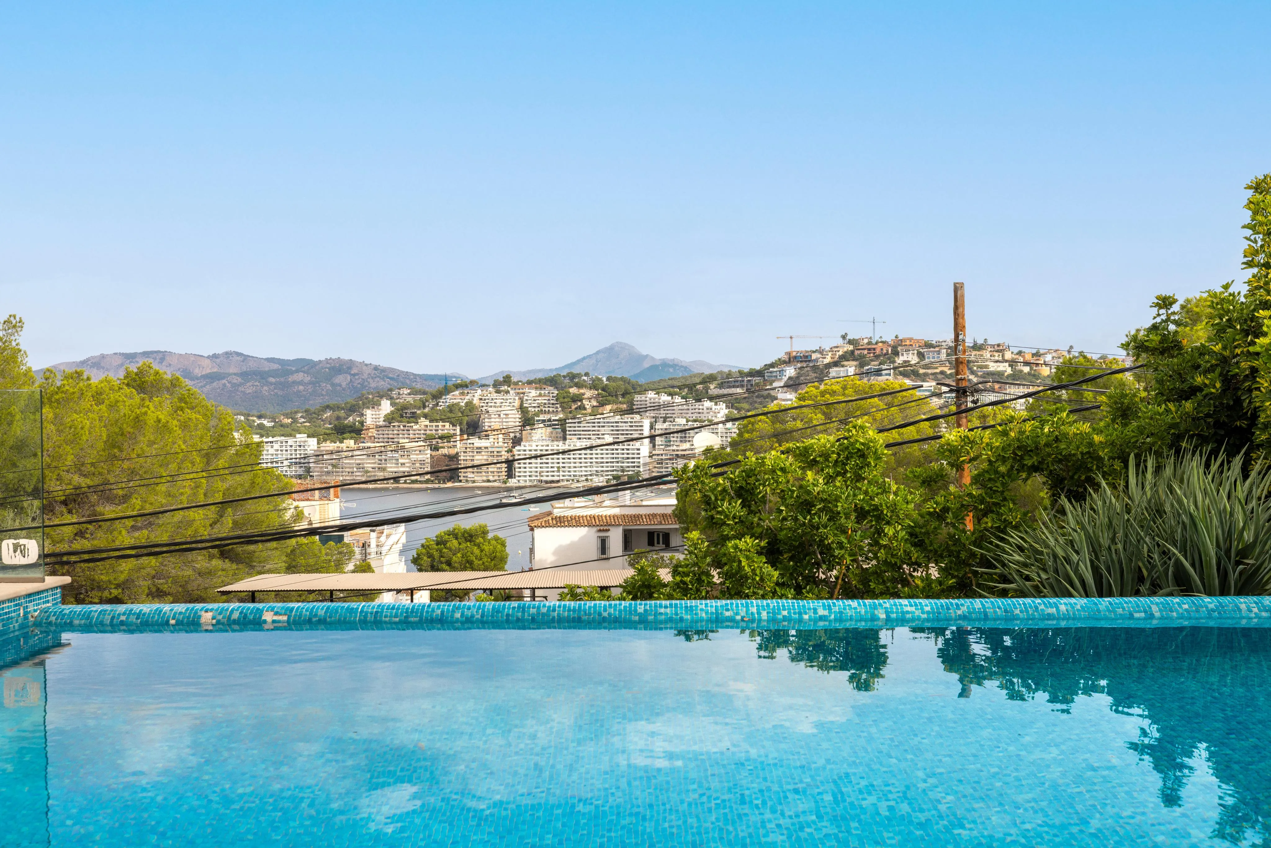 Family villa in Santa Ponsa-20