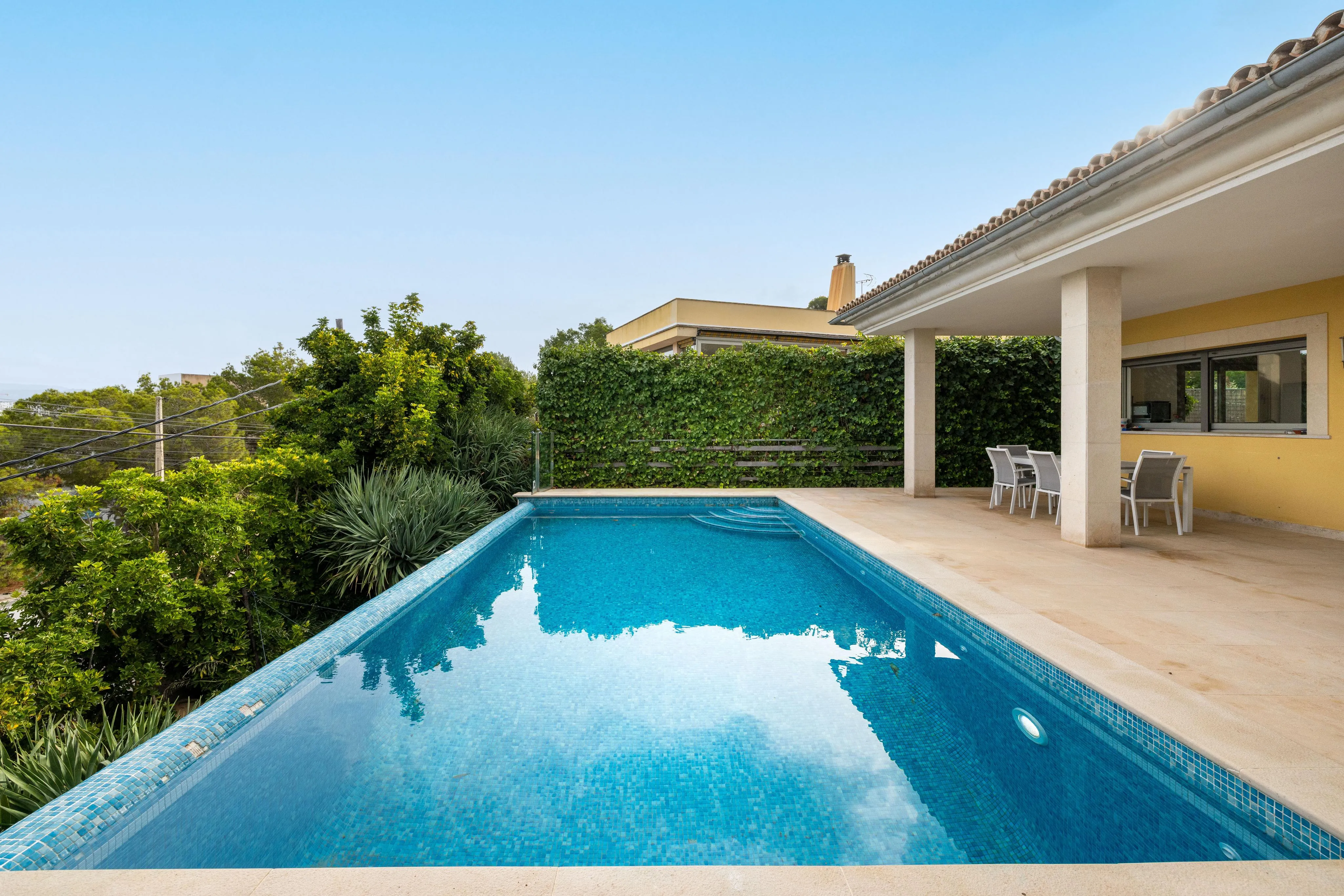 Family villa in Santa Ponsa-16