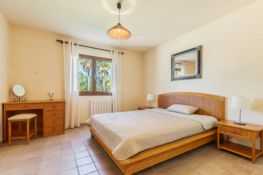 Modern finca with rural charm and beautiful open views near Palma-14