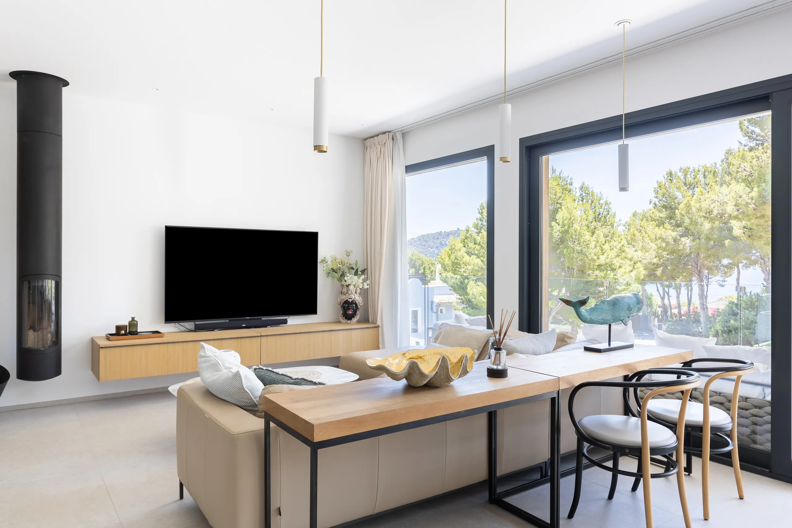 Casa moderna con piscina en Camp de Mar-7