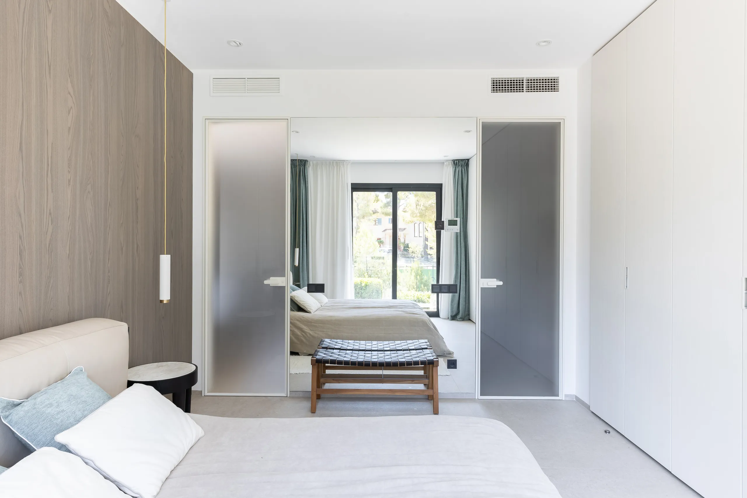 Casa moderna con piscina en Camp de Mar-37