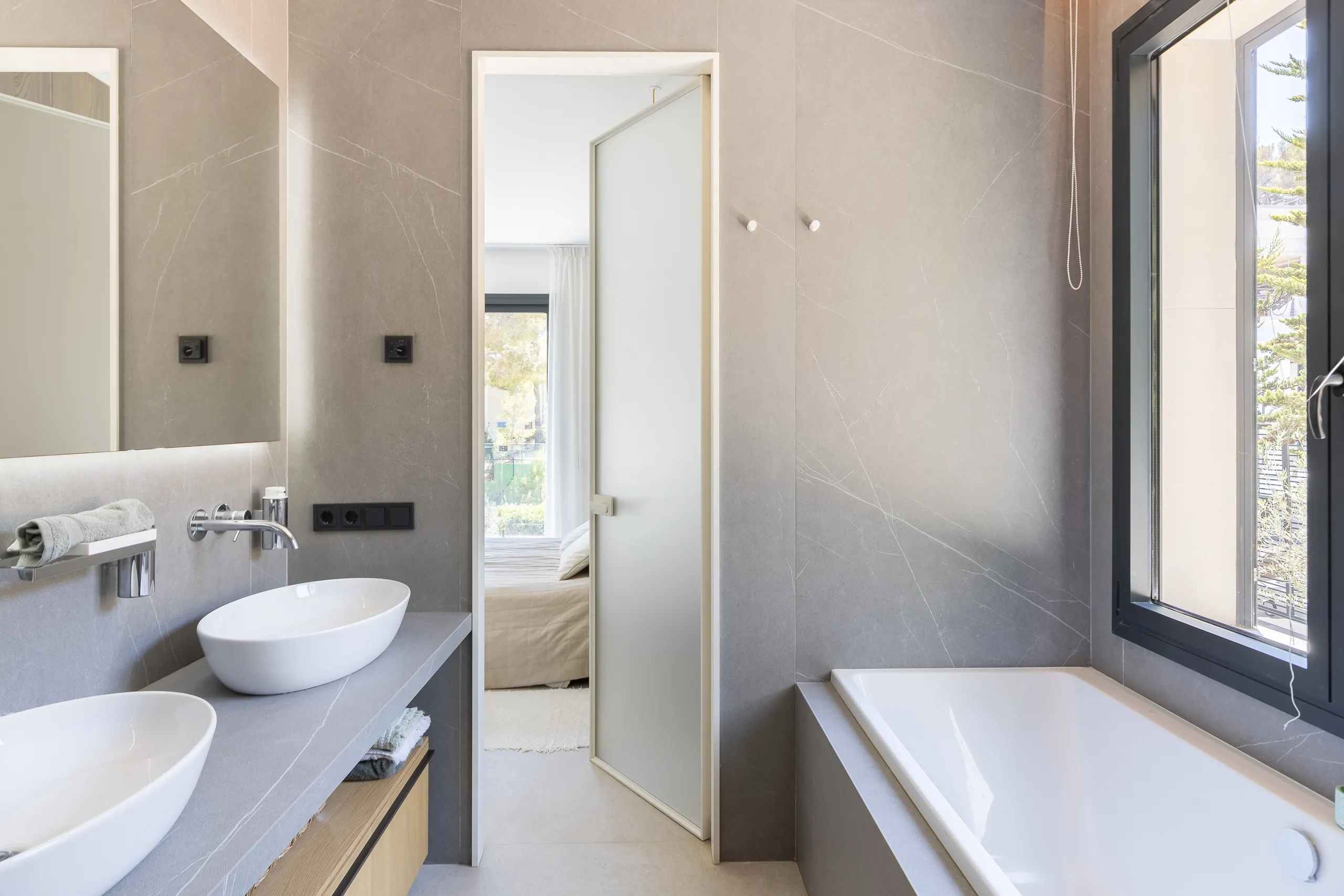 Casa moderna con piscina en Camp de Mar-27