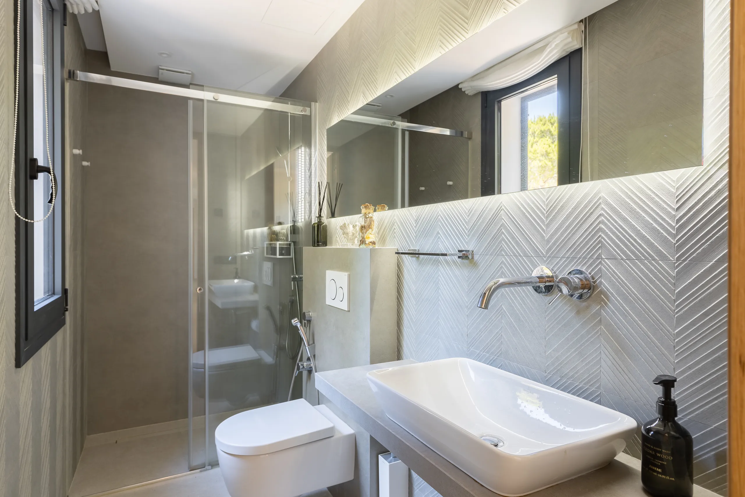 Casa moderna con piscina en Camp de Mar-39