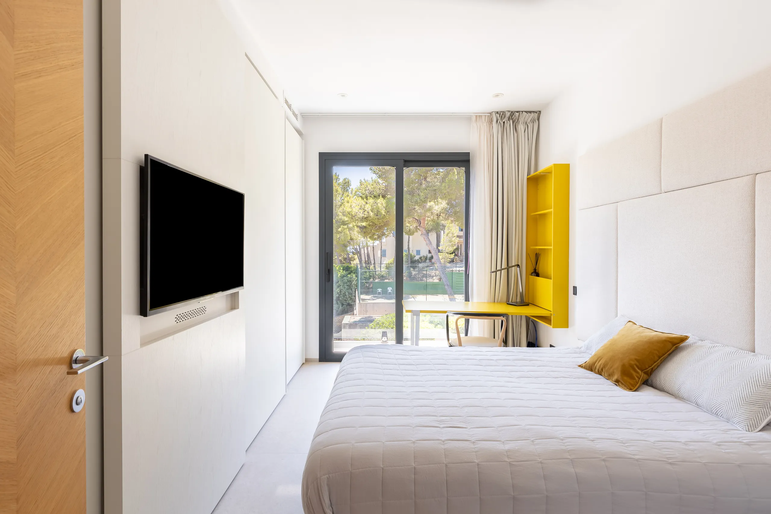 Modern house with pool in Camp de Mar-29