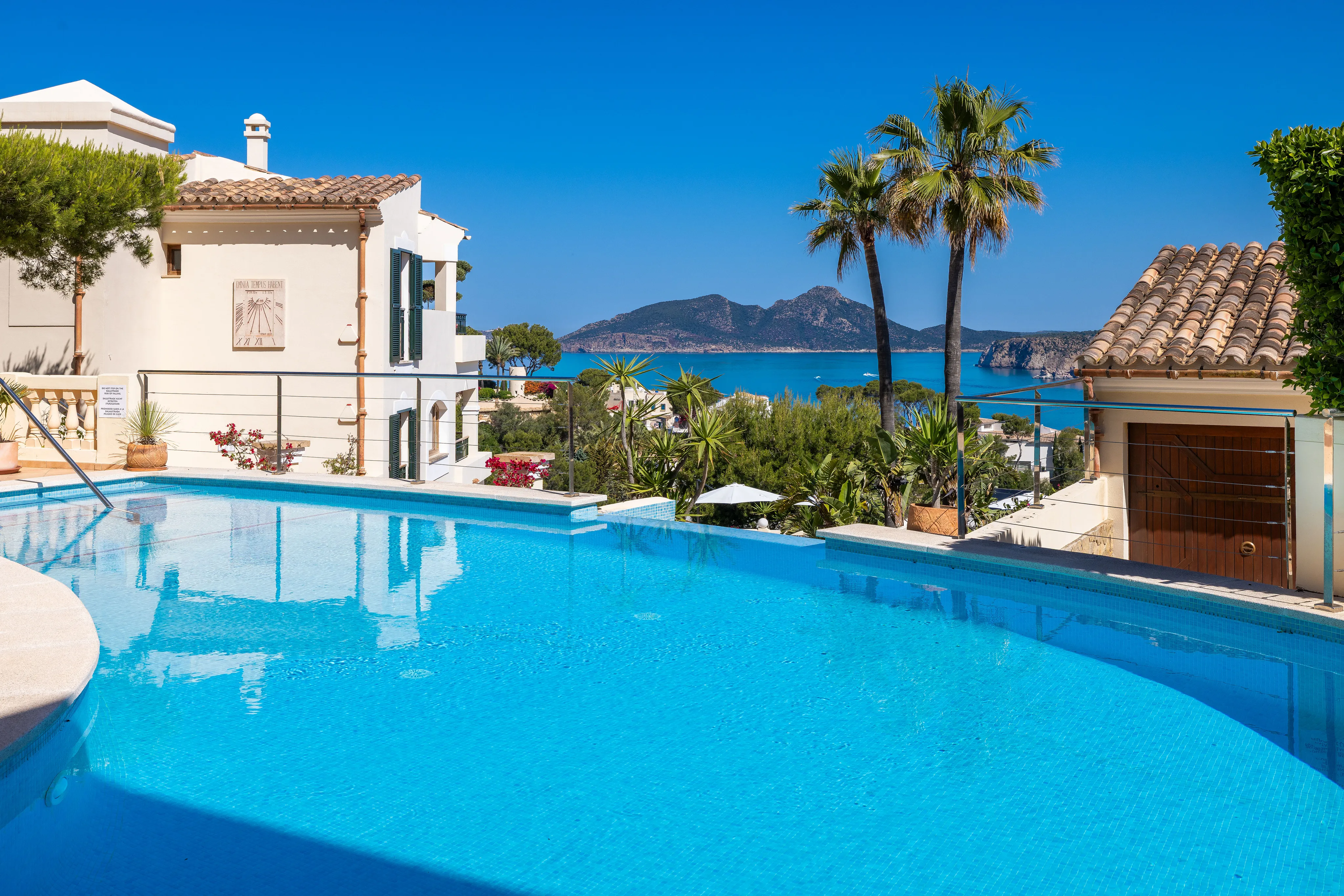 Mediterranean designer apartment with sea views and luxurious refurbishment in Port Andratx-2