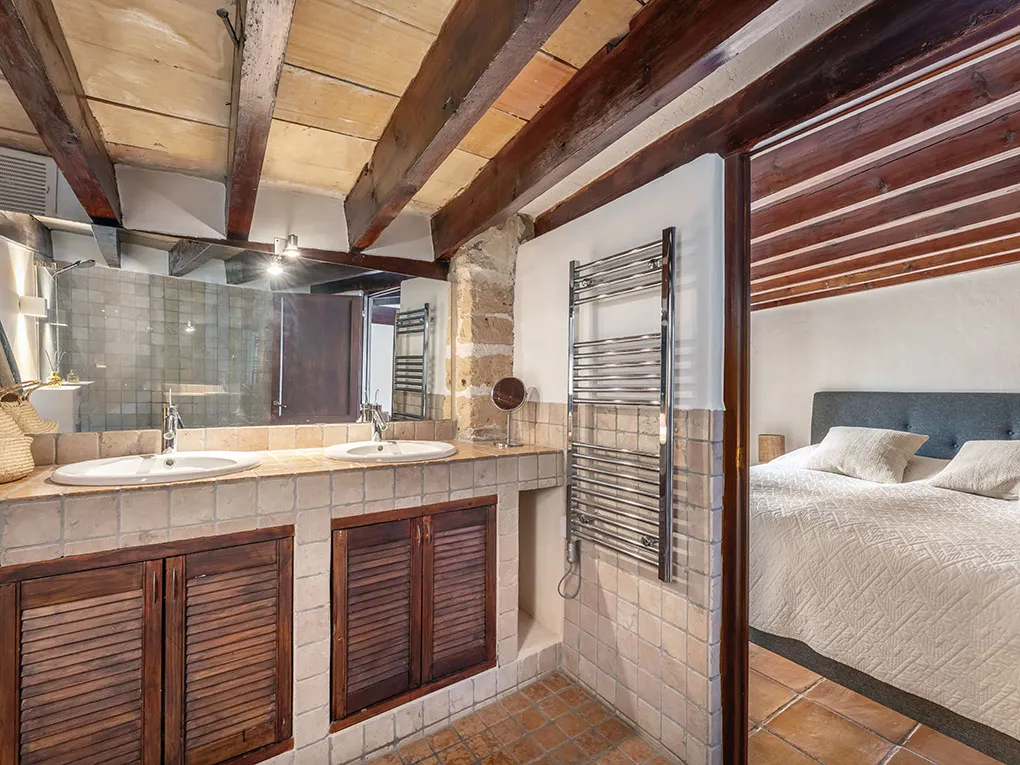 Dúplex pintoresco estilo loft con terraza en la azotea y vista al mar-12