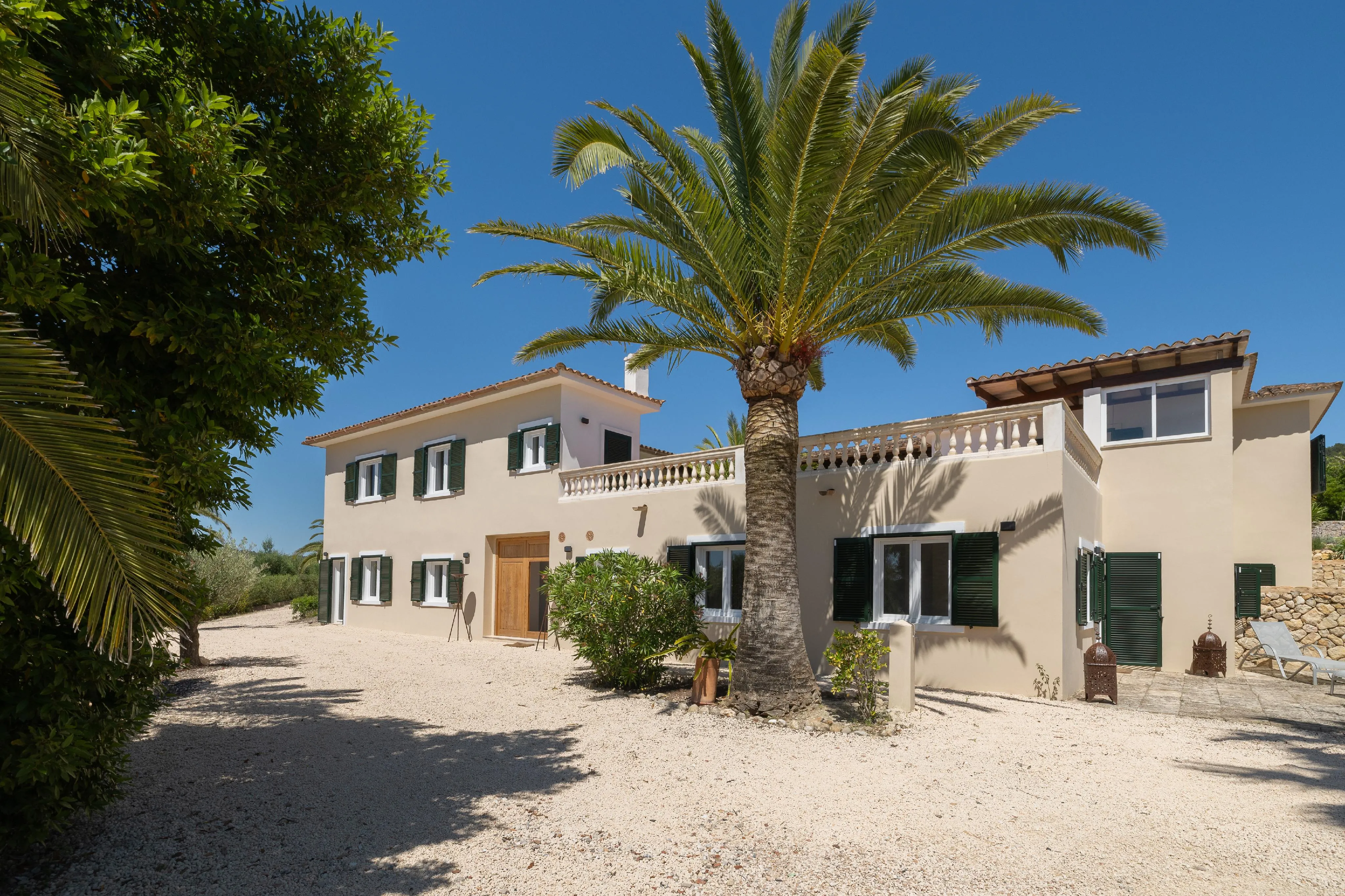 Piękny, w pełni odnowiony wiejski dom w wymarzonej lokalizacji-5