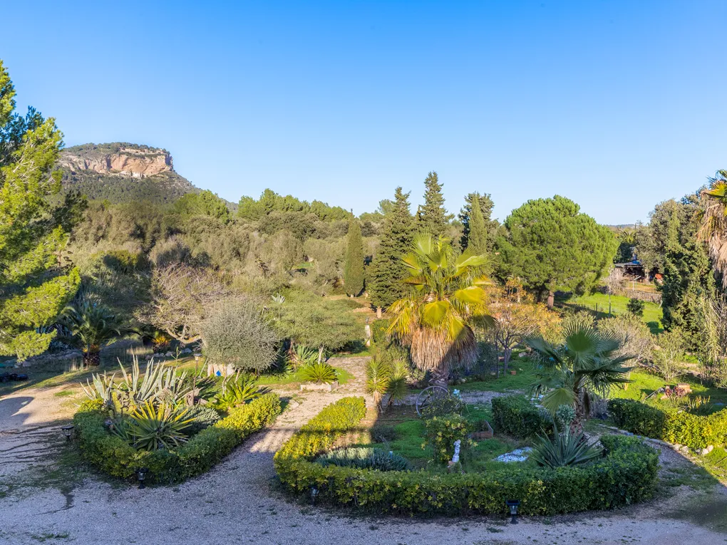 Mediterranean finca with holiday rental license-13