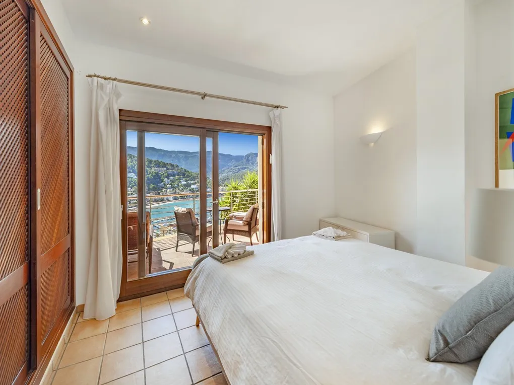 Speciellt hus i Port Sóller med drömutsikt-15