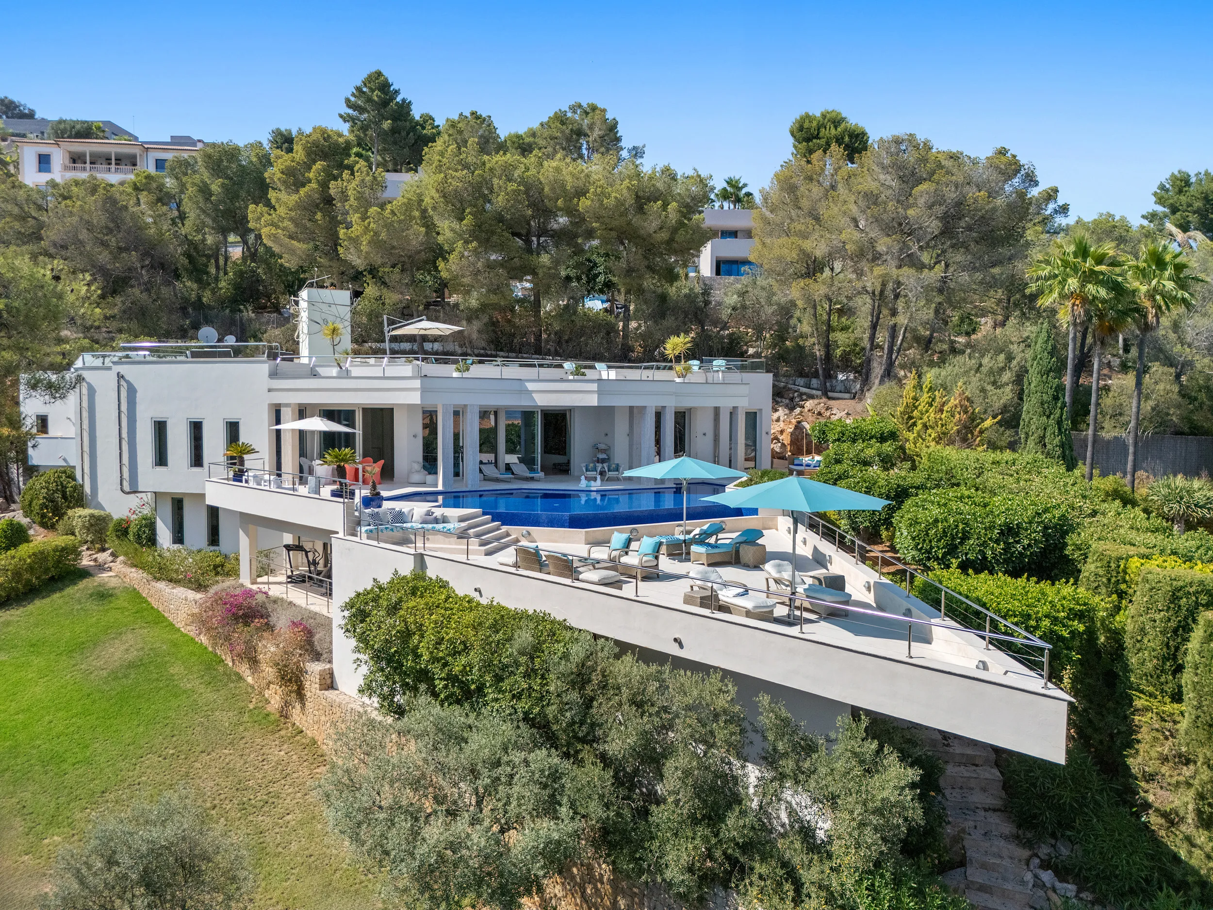 Enastående designervilla med havsutsikt i Son Vida, Palma de Mallorca-2