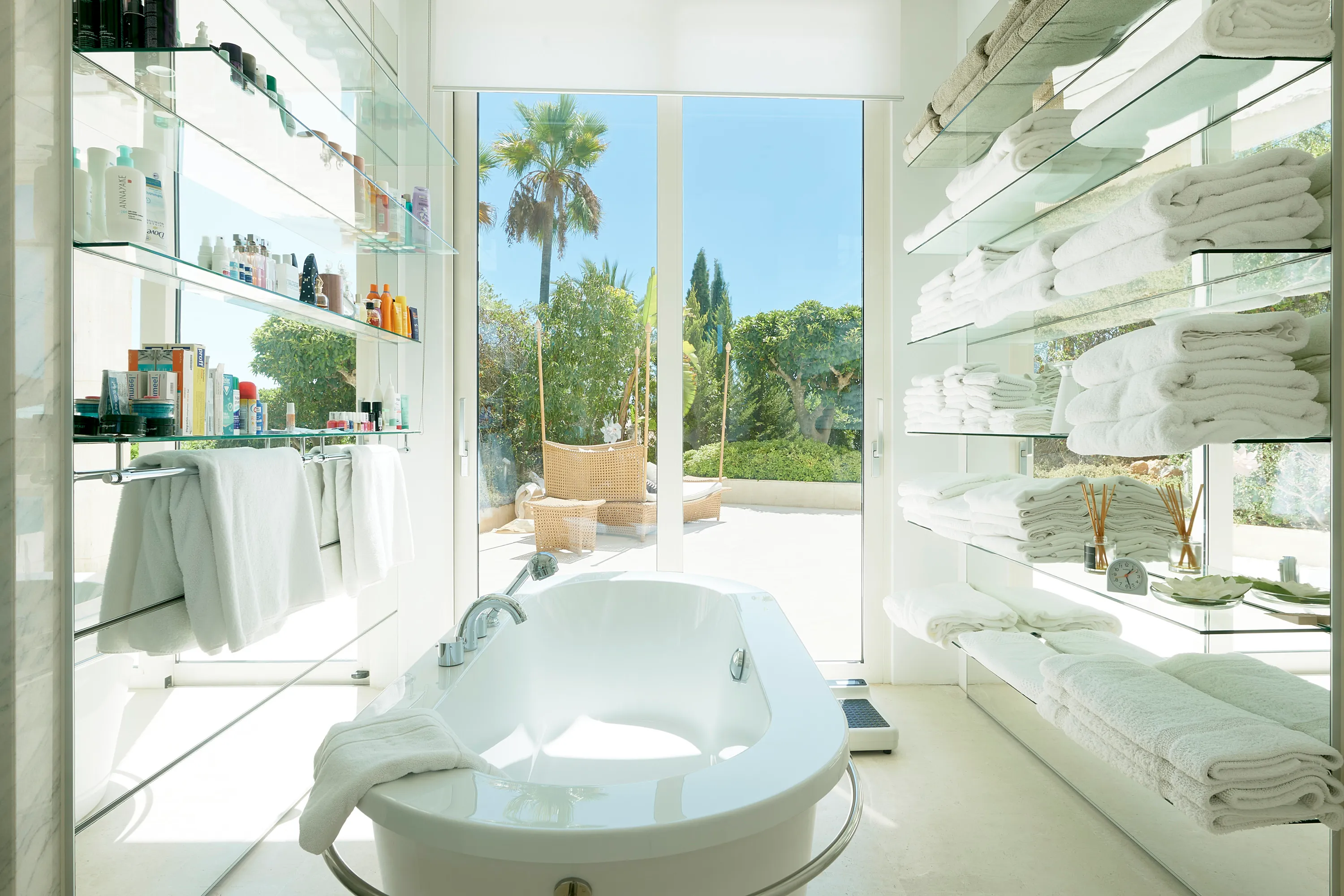 Villa de diseño con vistas al mar en Son Vida-11