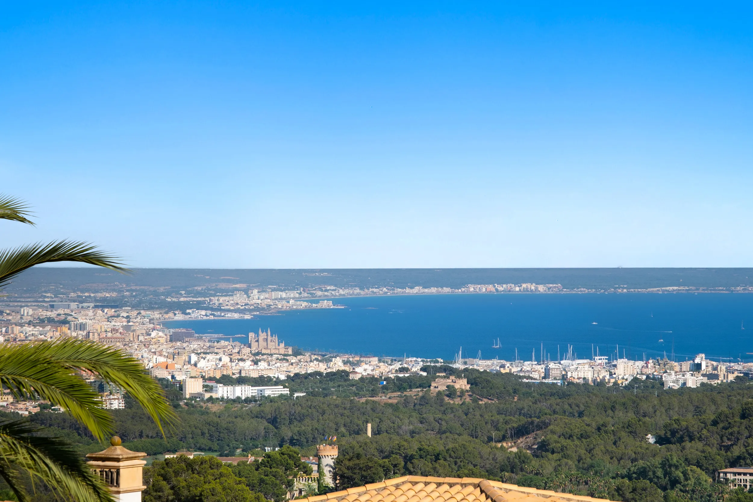 Wyjątkowa designerska willa z widokiem na morze-3