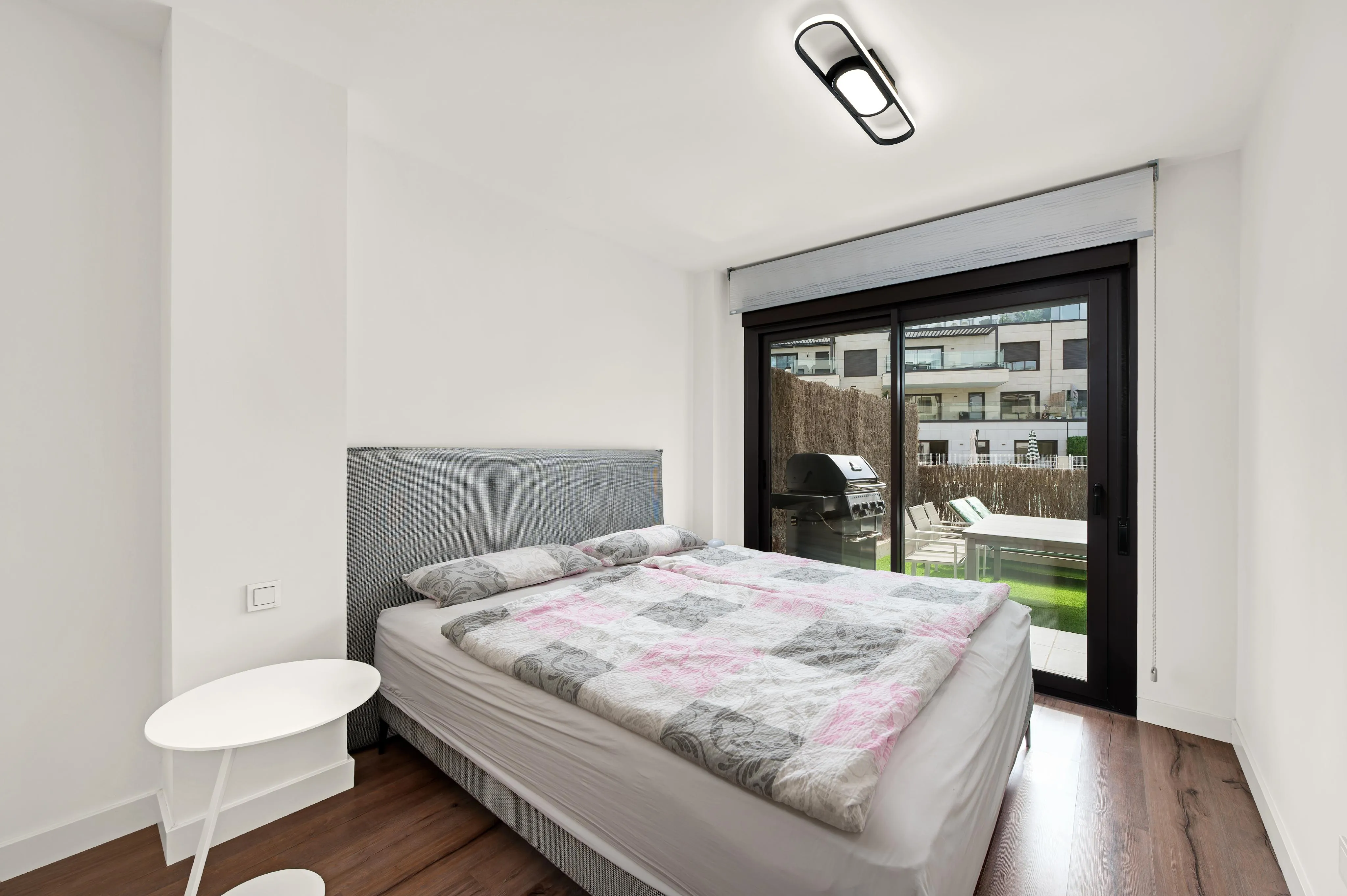 Zonnige flat met 3 slaapkamers en tuin, op een paar minuten van het strand-8