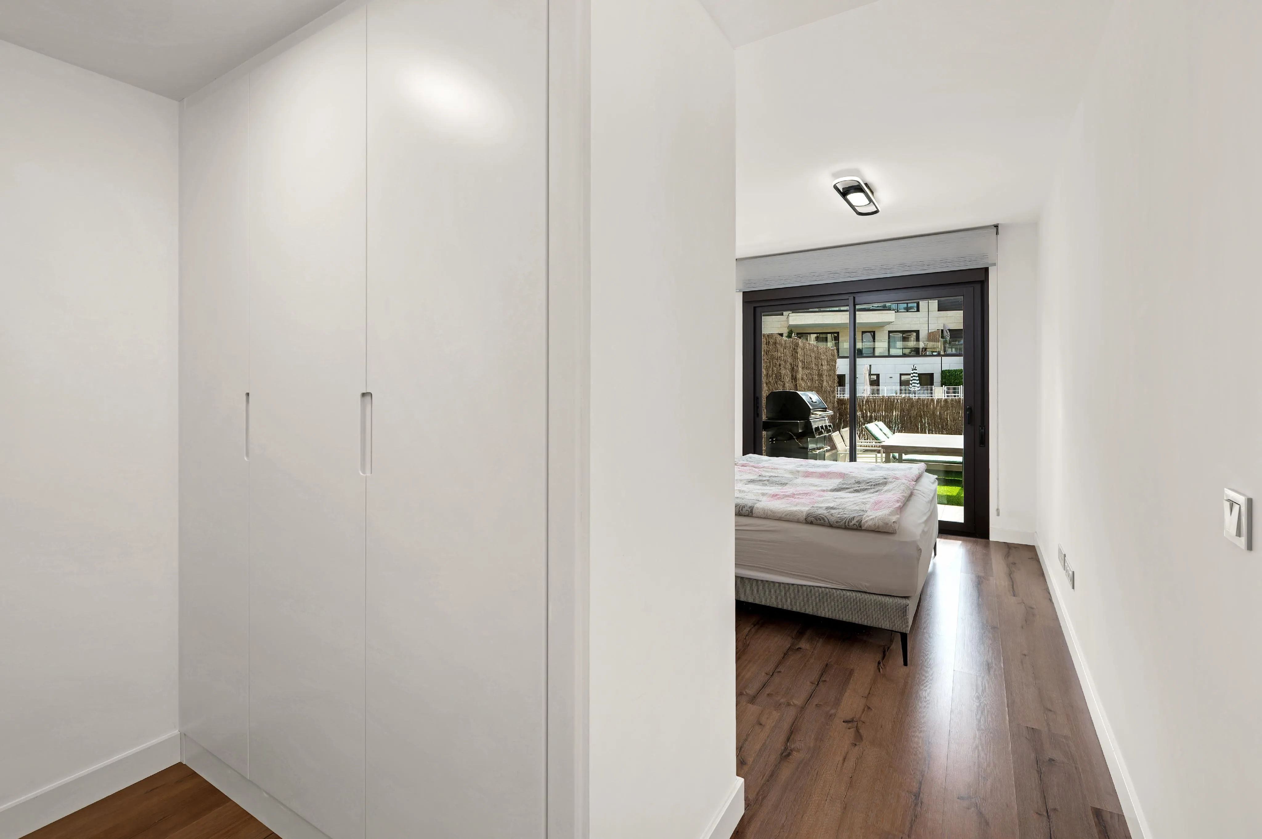 Luminoso apartamento de 3 dormitorios con jardín a pocos minutos de la playa-9