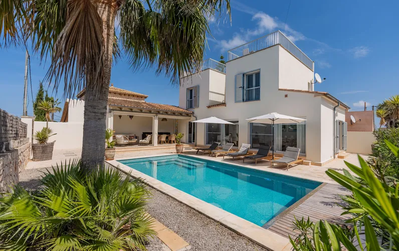 Casa vicino alla spiaggia con licenza di affitto