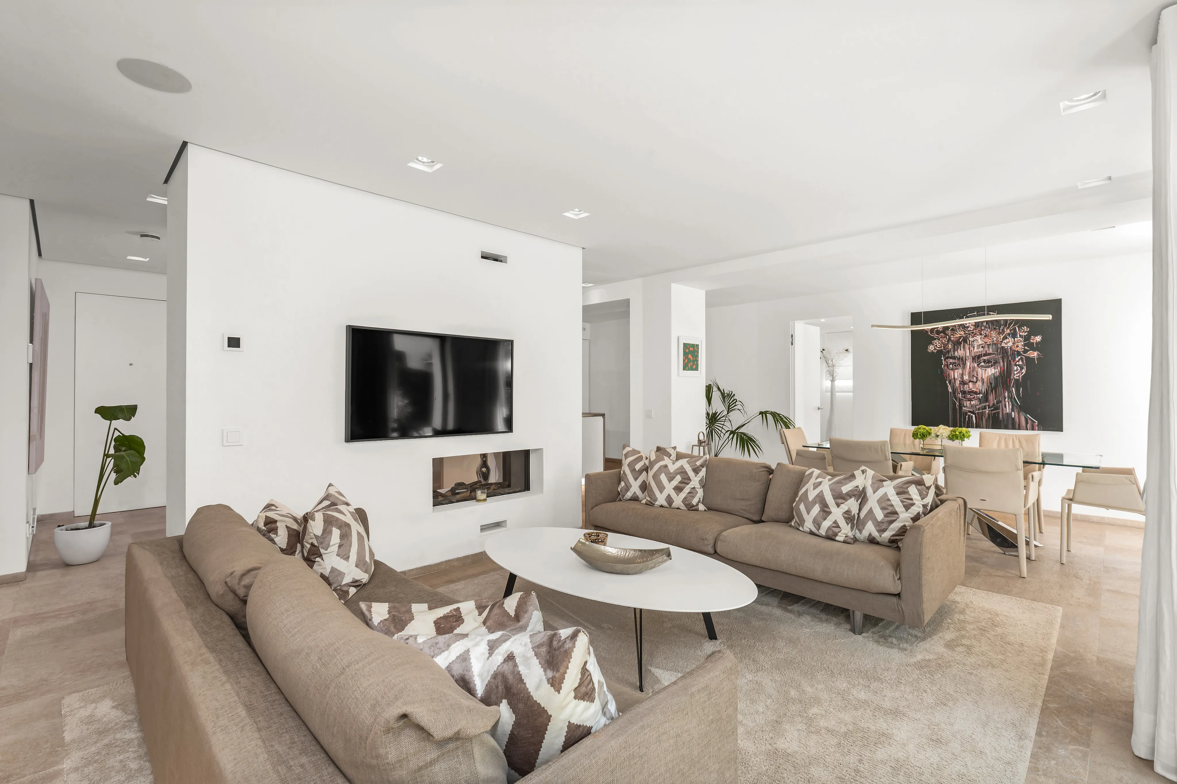 Apartament de luxe amb jardí i piscina privada, amb vista al mar-2