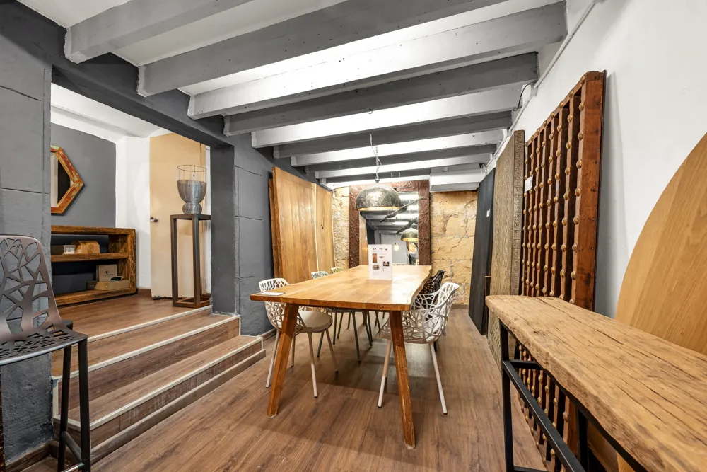 Elegante winkelruimte op een toplocatie in de oude binnenstad van Palma-10