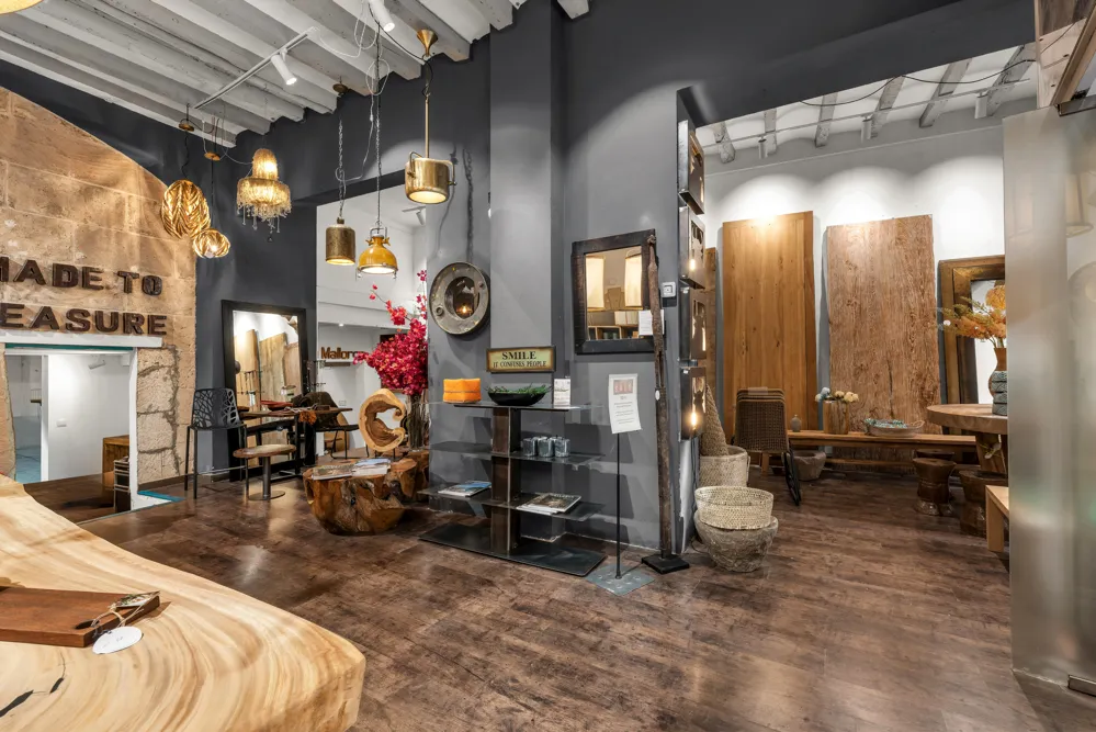 Elegante winkelruimte op een toplocatie in de oude binnenstad van Palma-6