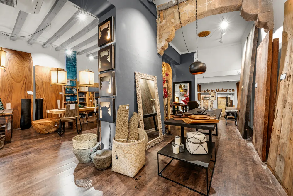 Elegante winkelruimte op een toplocatie in de oude binnenstad van Palma-8