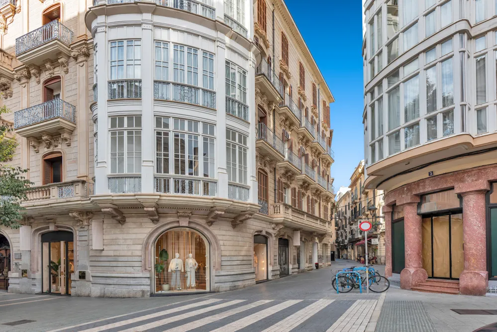 Elegante winkelruimte op een toplocatie in de oude binnenstad van Palma-9