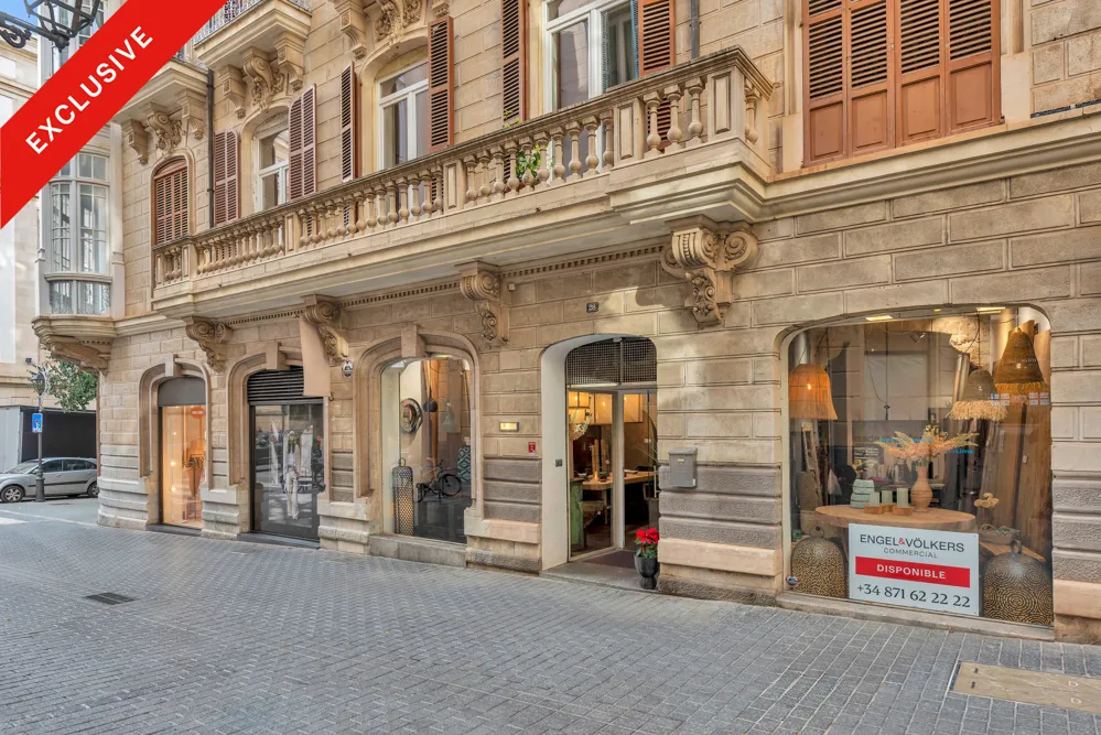 Elegante winkelruimte op een toplocatie in de oude binnenstad van Palma-1