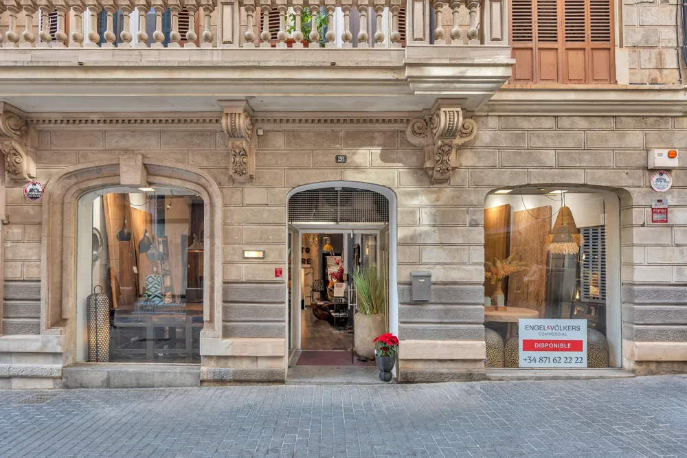 Elegante winkelruimte op een toplocatie in de oude binnenstad van Palma-3