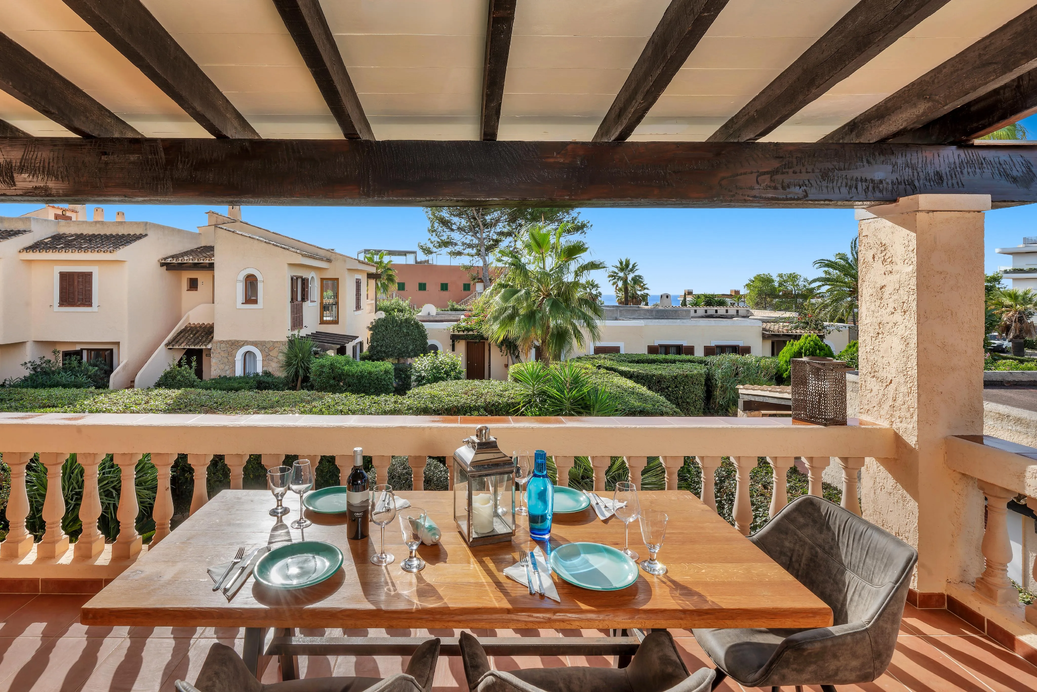 Apartament assolellat amb vista al mar i terrassa privada en el terrat-4