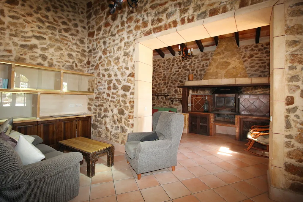 Auténtica finca entre Arta y San Lorenzo-5