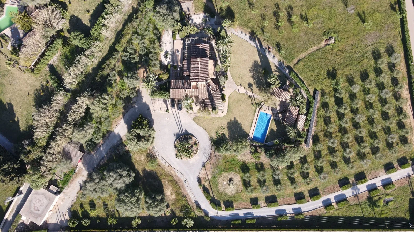 Charming and well-Maintained finca with ETV rental license and panoramic views in Moscari-4