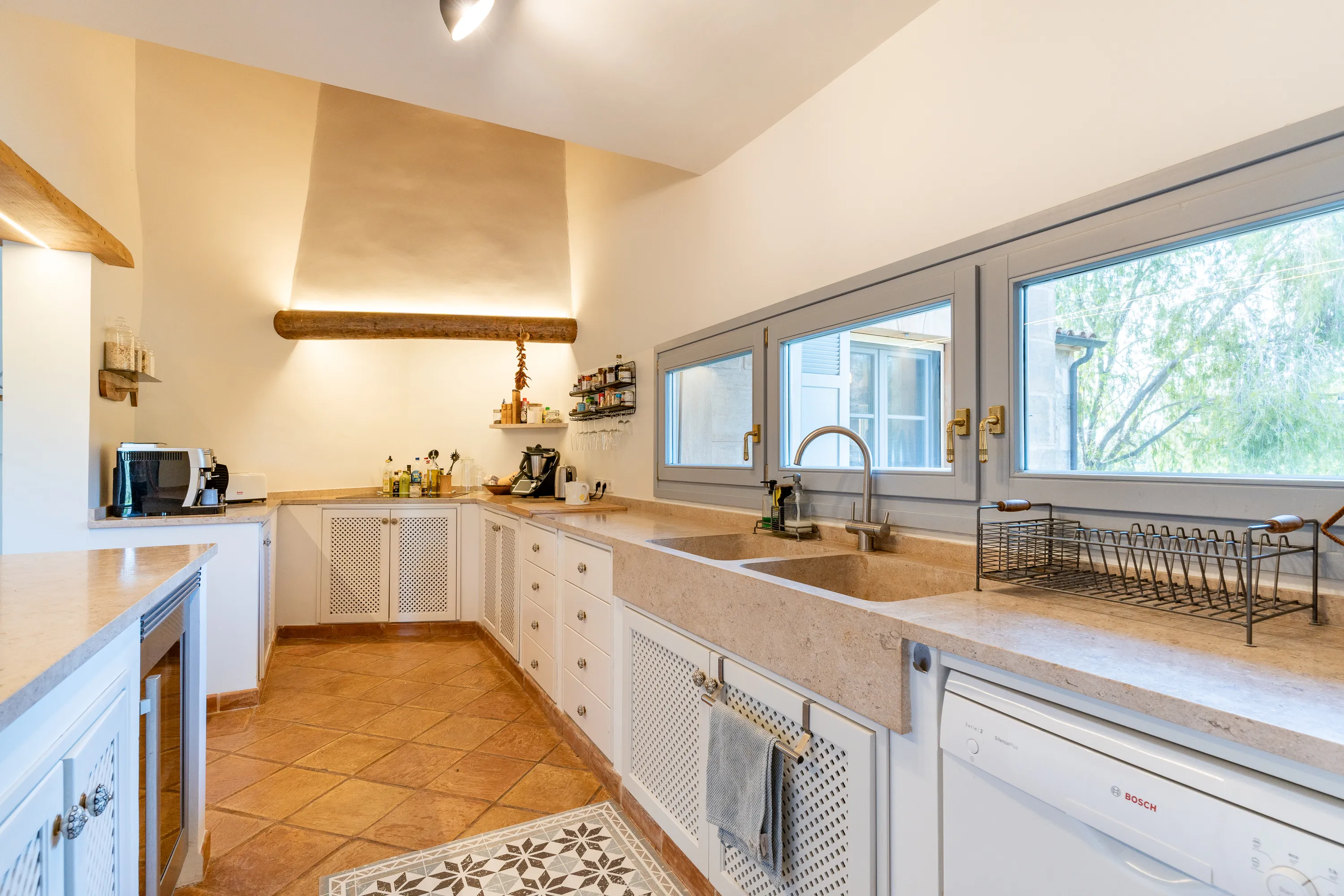 Charming and well-Maintained finca with ETV rental license and panoramic views in Moscari-9