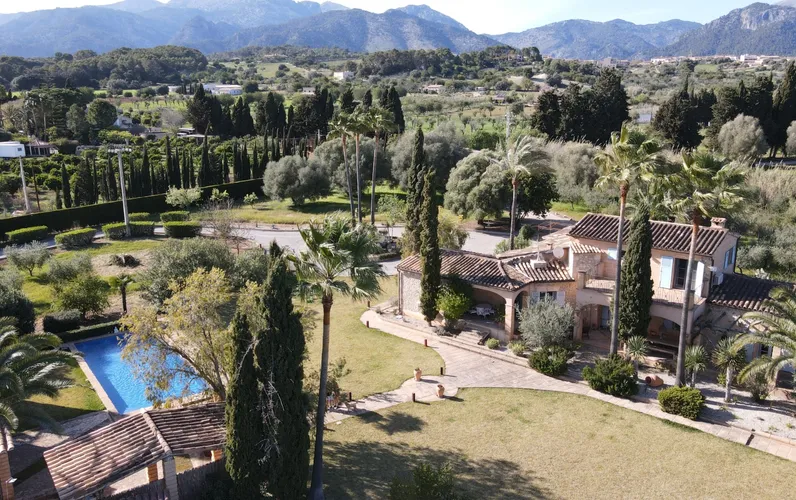Charmante und gepflegte Finca mit ETV-Lizenz und Panoramablick in Moscari