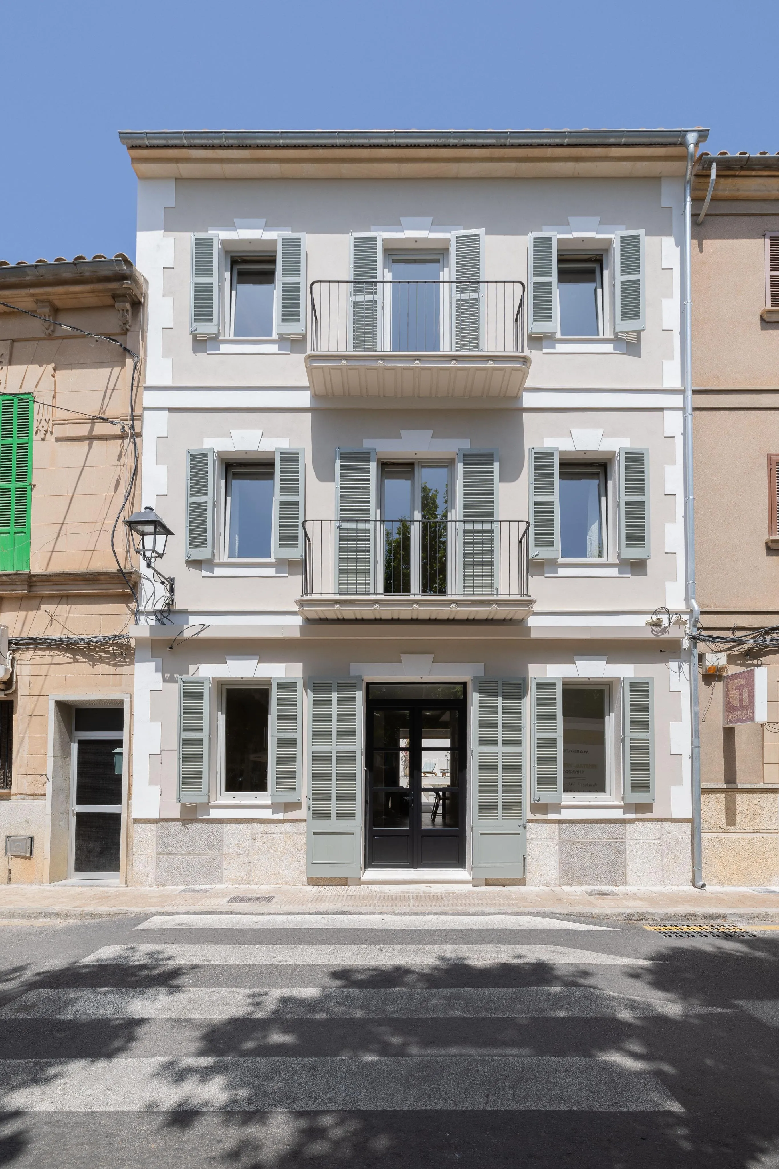 Renovated townhouse with pool in Llubí – a masterpiece of space, style & sophistication-20