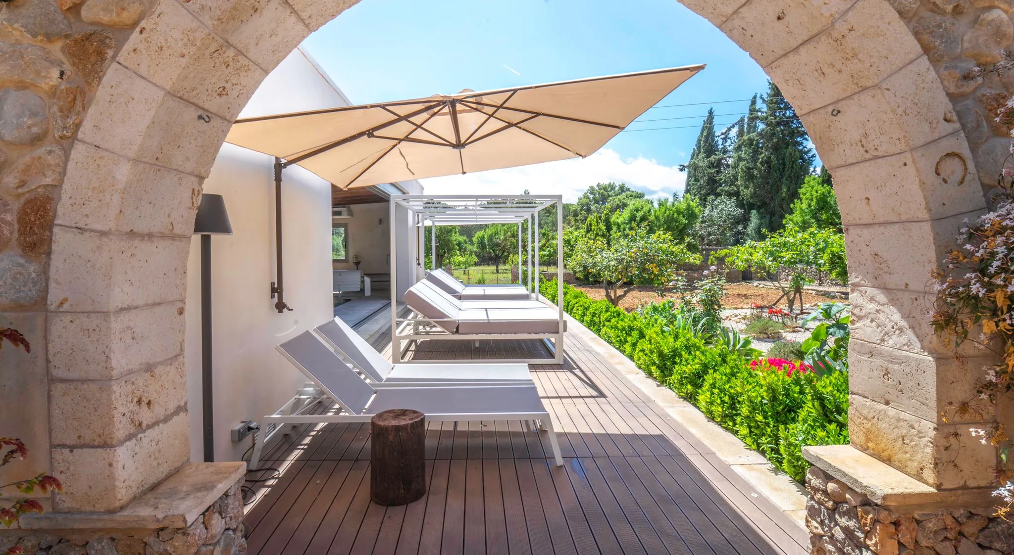 Styl i komfort na obrzeżach Búger-21