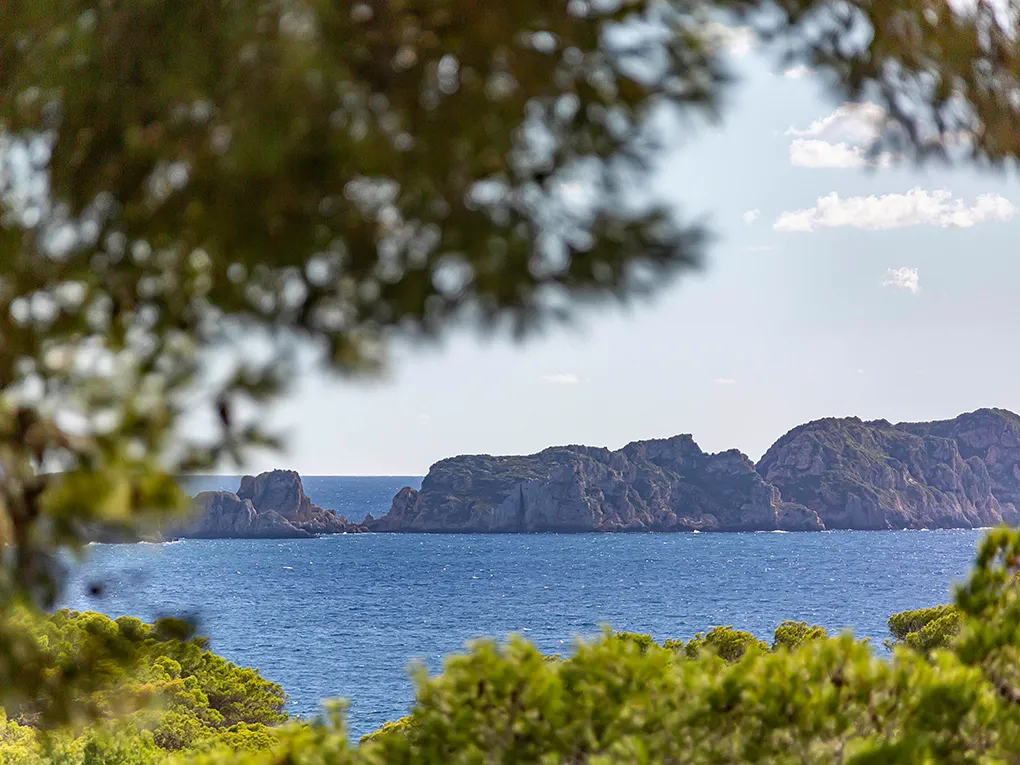 Luksusowa willa z widokiem na morze i góry-4