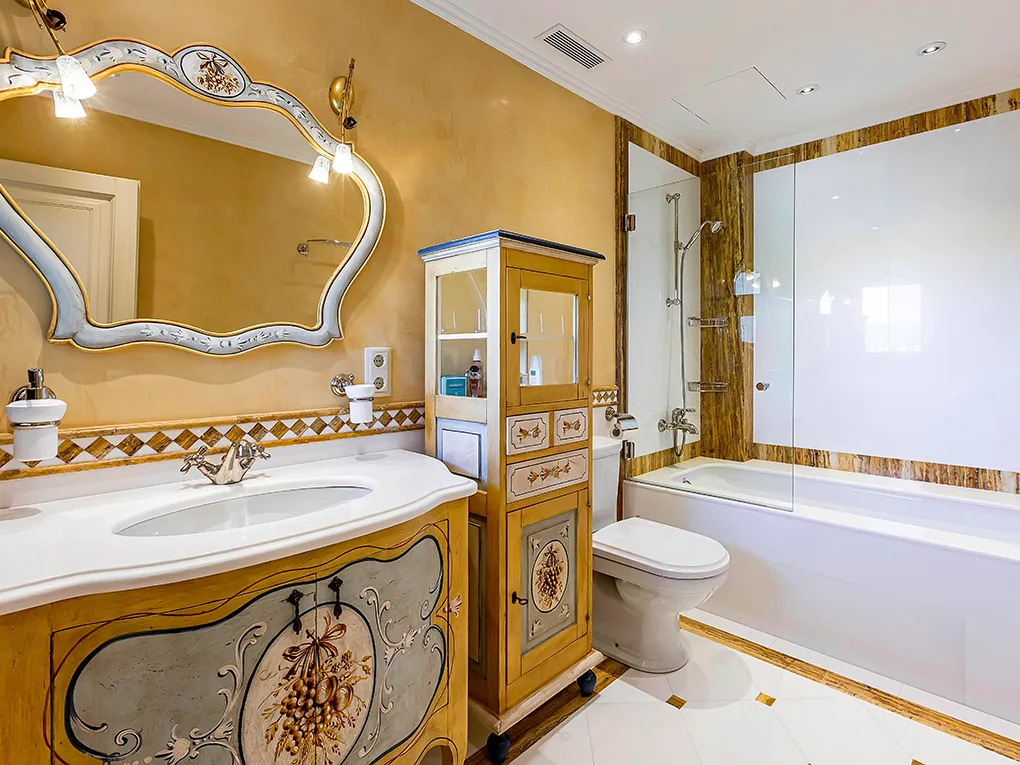 Luksusowa willa z widokiem na morze i góry-19