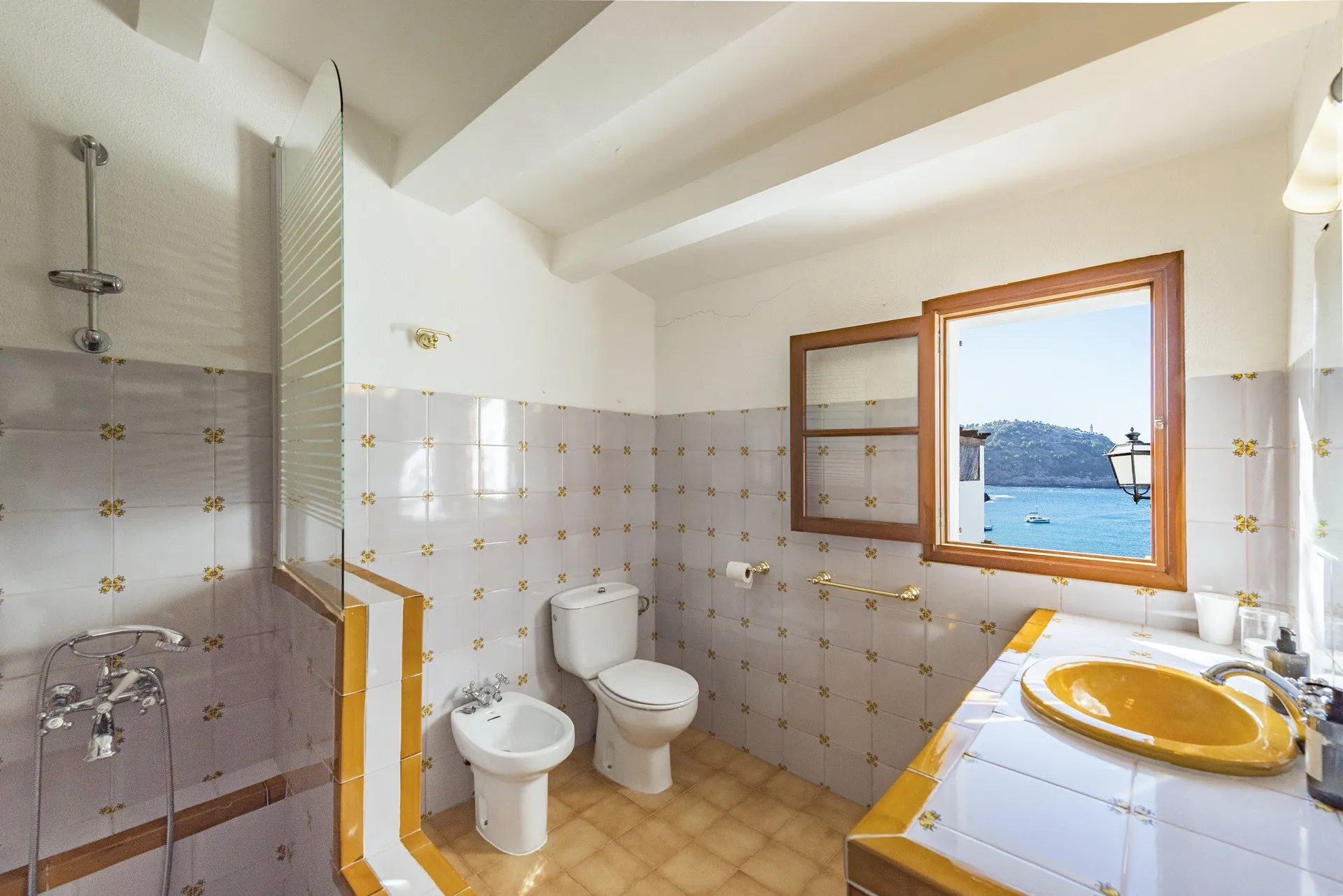 VILLA MED SPEKTAKULÄR HAVSUTSIKT I PUERTO DE SÓLLER-23