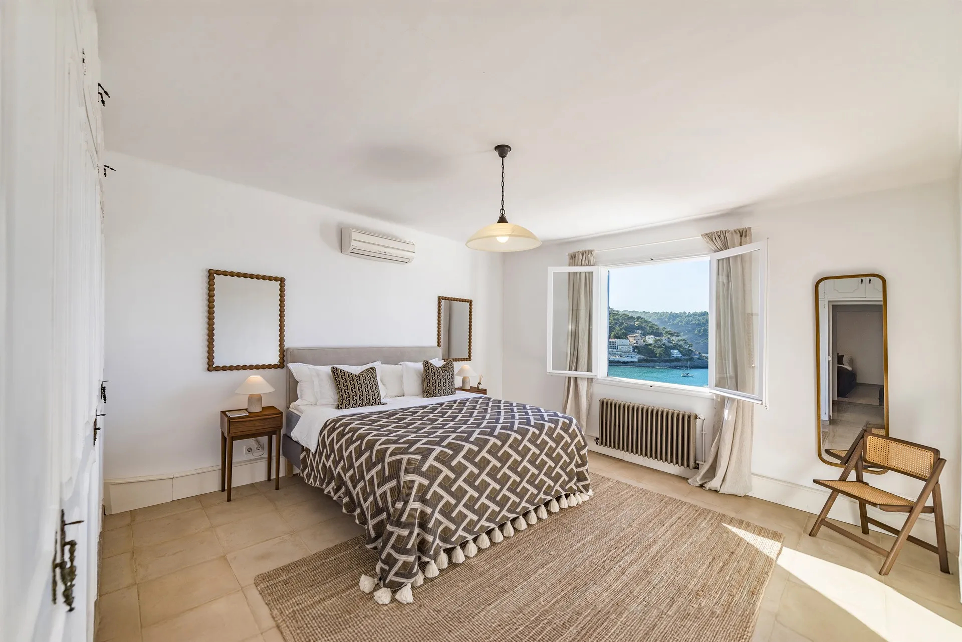 VILLA MED SPEKTAKULÄR HAVSUTSIKT I PUERTO DE SÓLLER-19