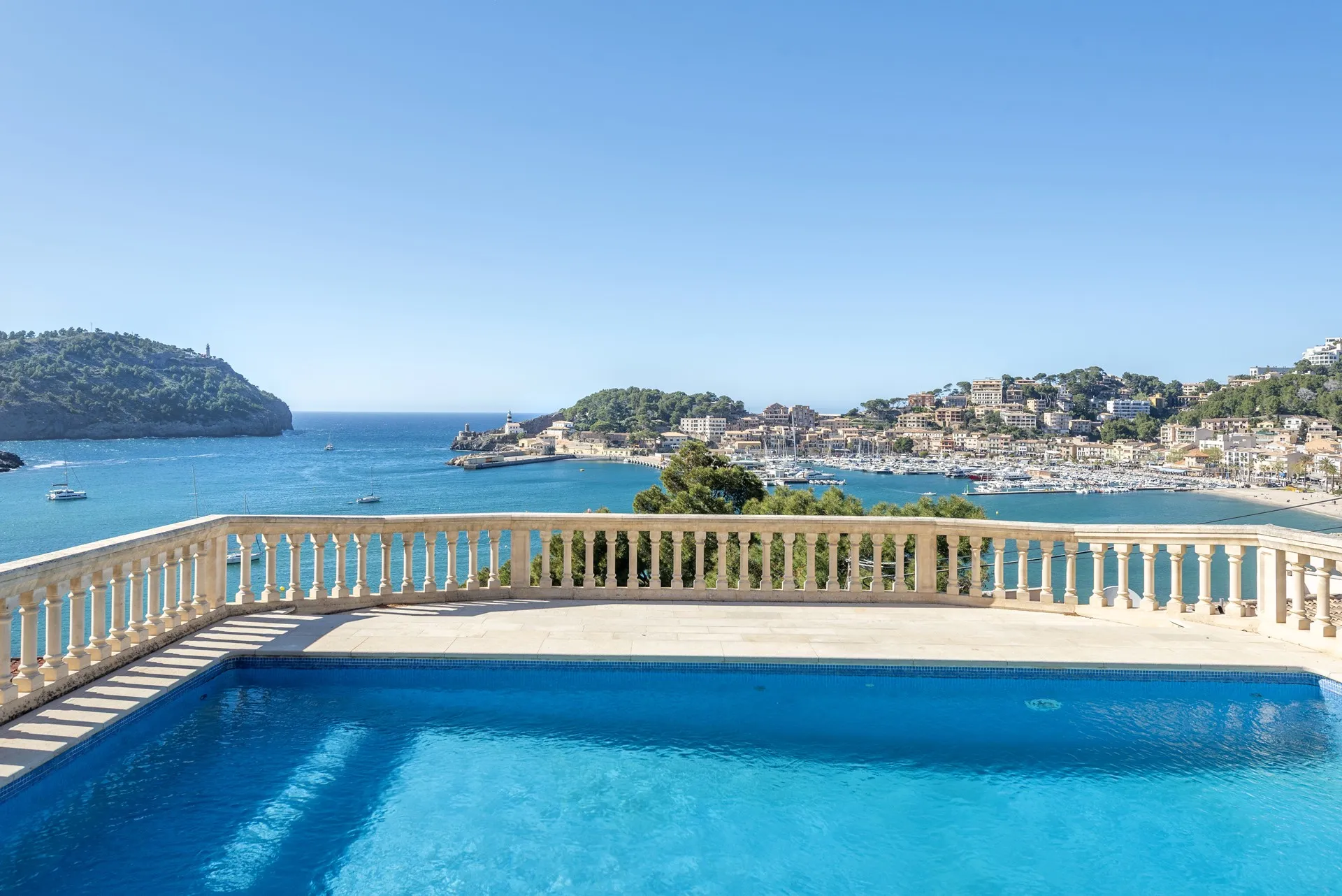 VILLA MED SPEKTAKULÄR HAVSUTSIKT I PUERTO DE SÓLLER-25