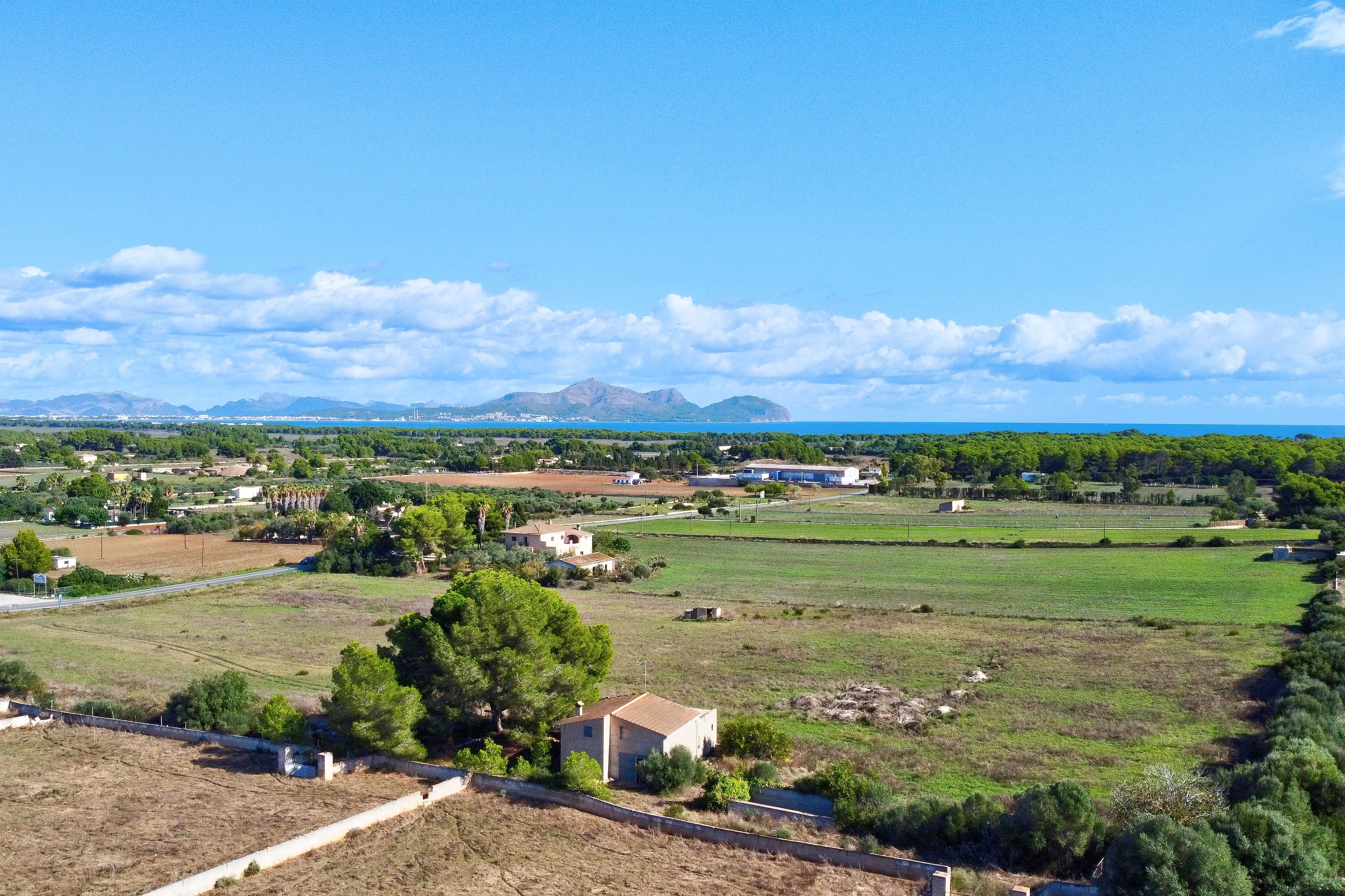 Landhuisproject met privacy op een paar minuten van het droomstrand Playa de Muro-1
