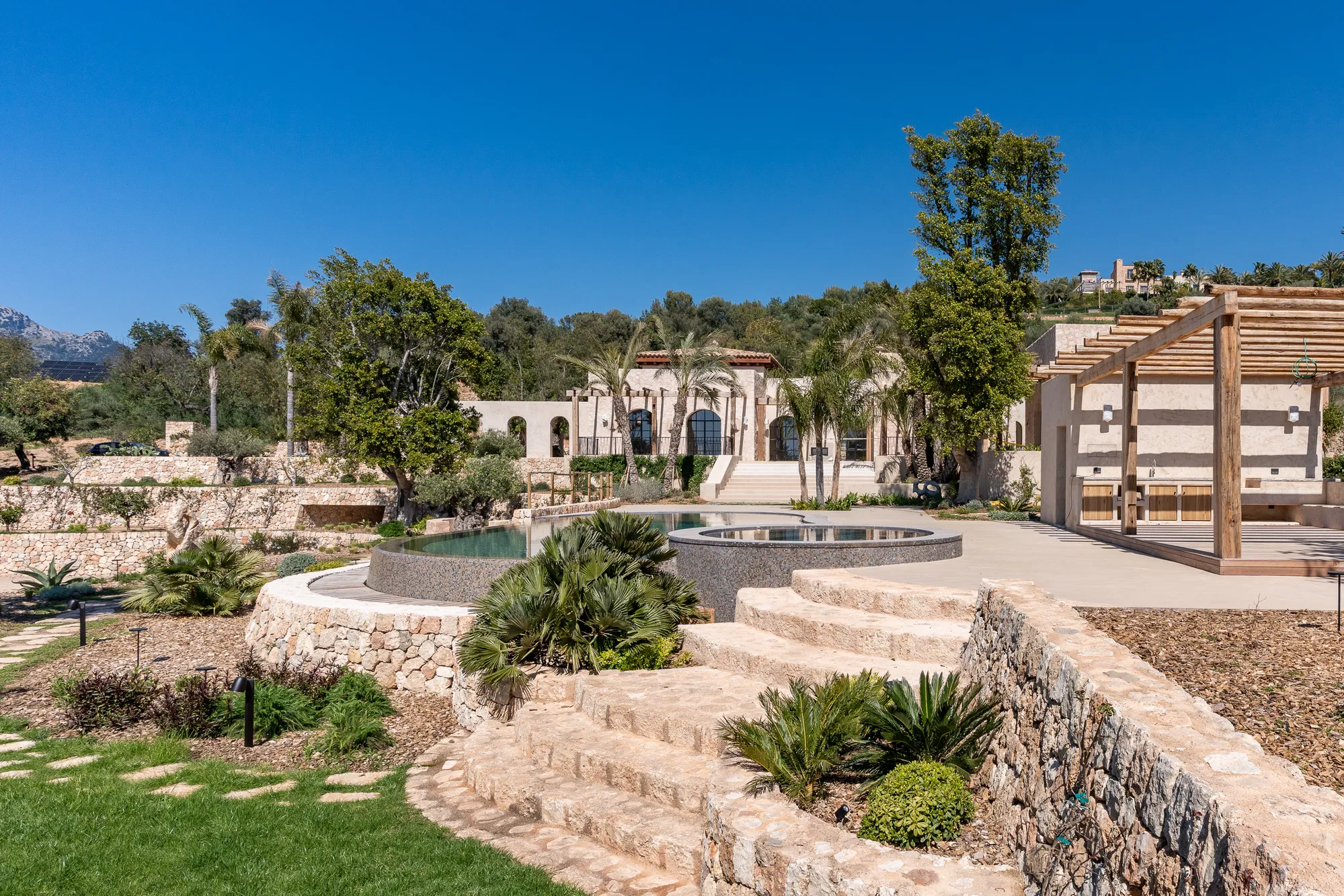 The ultimate mallorcan sanctuary: contemporary elegance and refined living-18