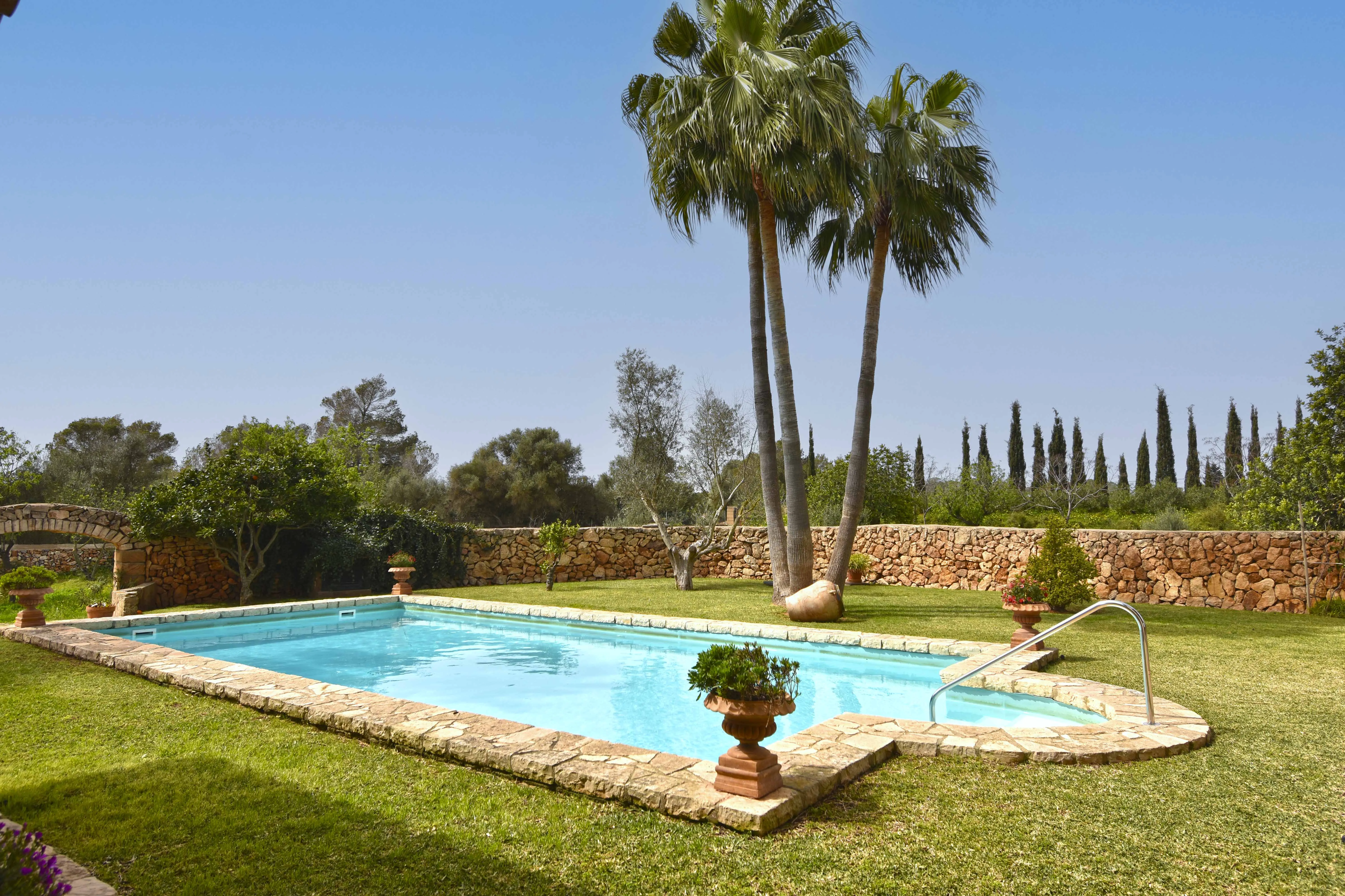 Unique mediterranean estate with ETV License-2