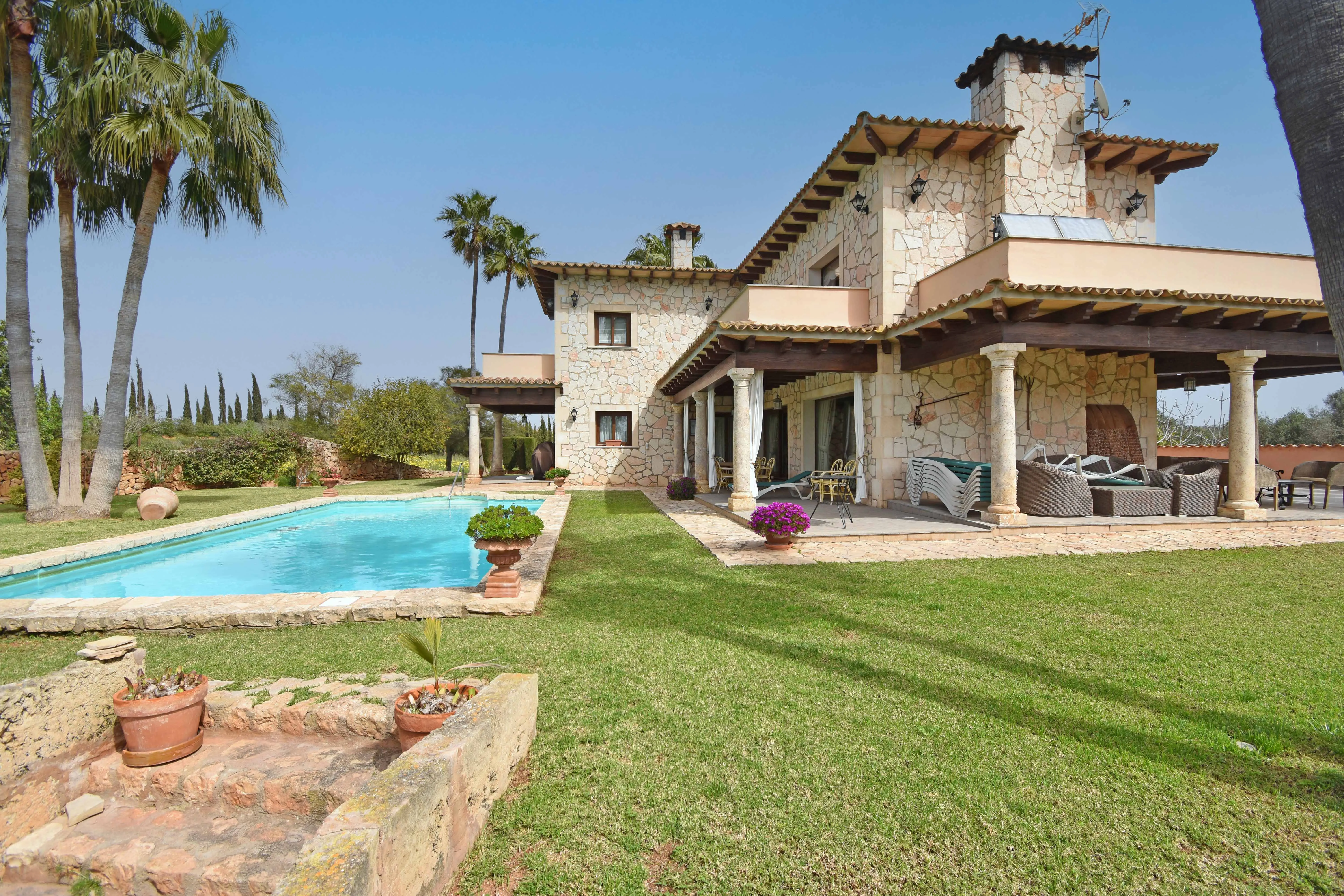 Unique mediterranean estate with ETV License-1