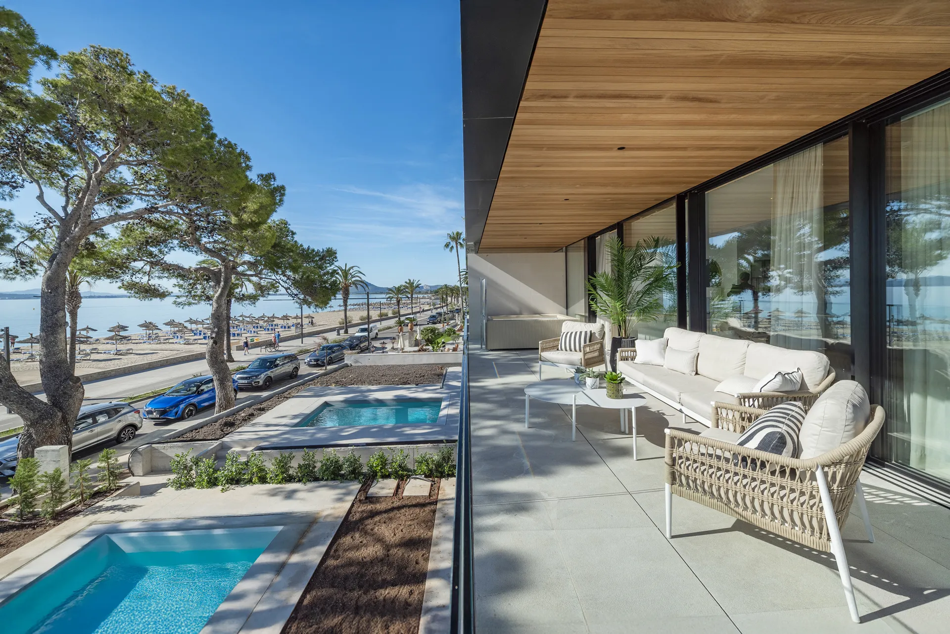 Spektakuläres Neubau-Luxusapartment in erster Meereslinie – Puerto Pollensa-11