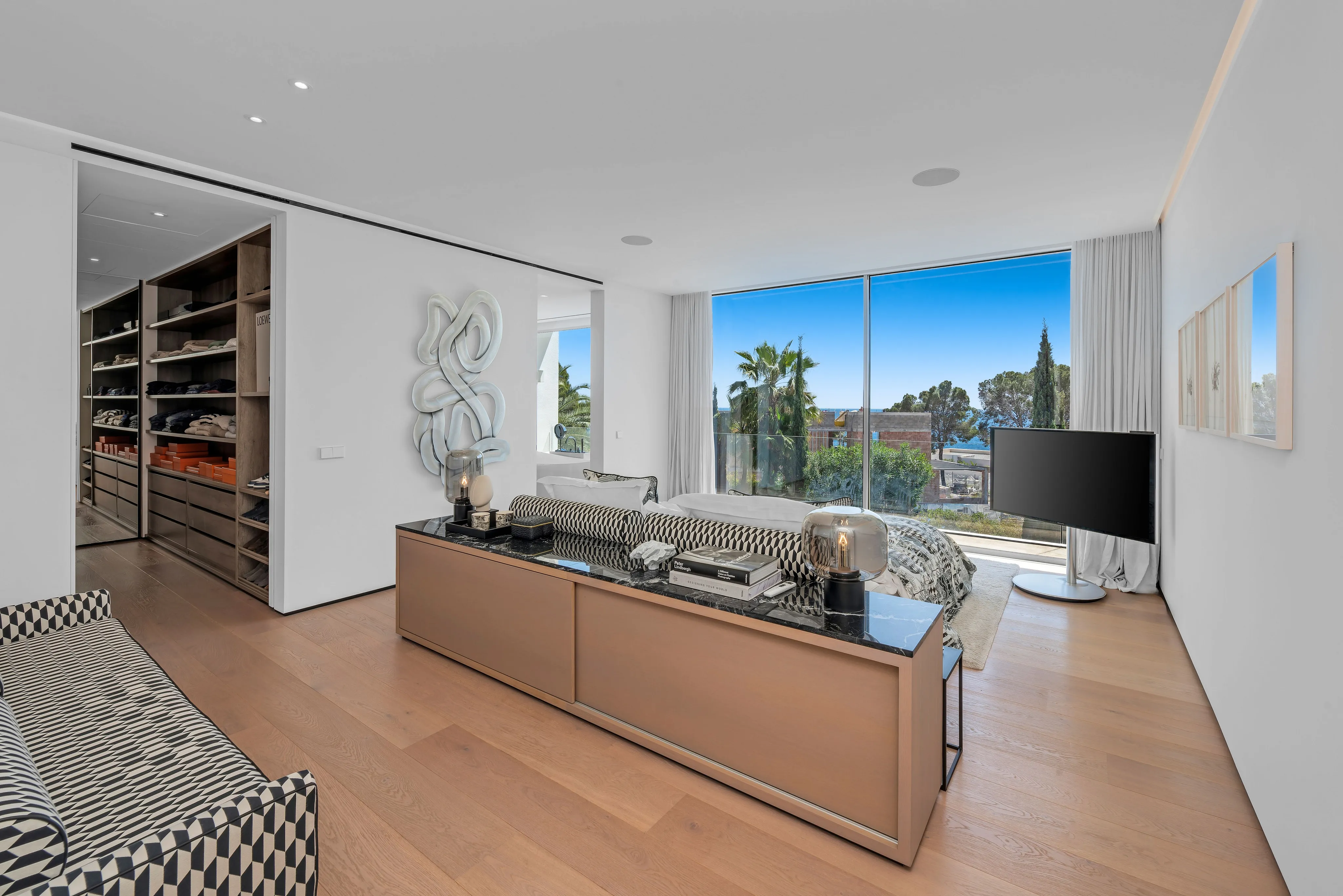 Villa moderna con fantastica vista sul mare in una posizione privilegiata-13