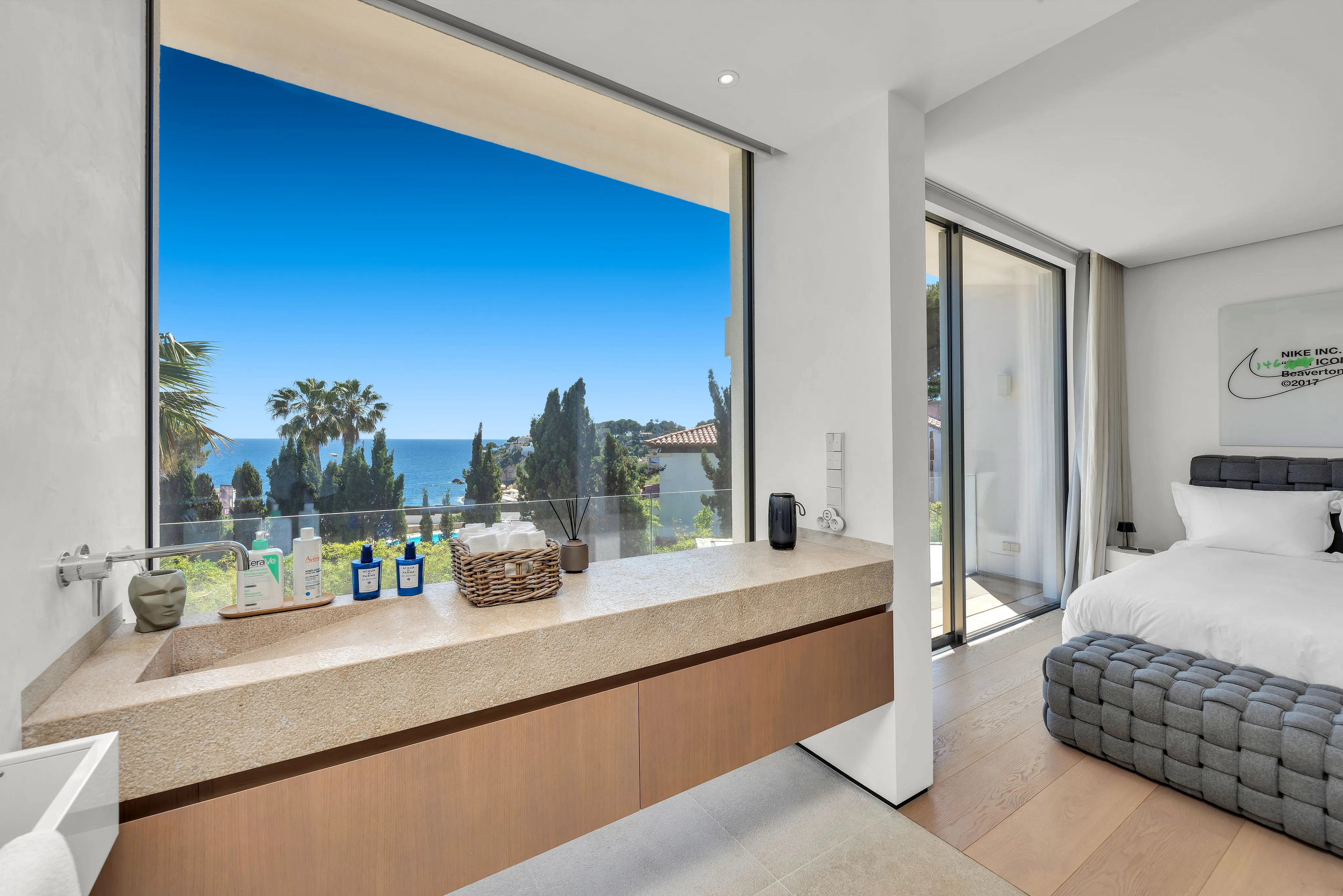 Villa moderna con fantastica vista sul mare in una posizione privilegiata-18