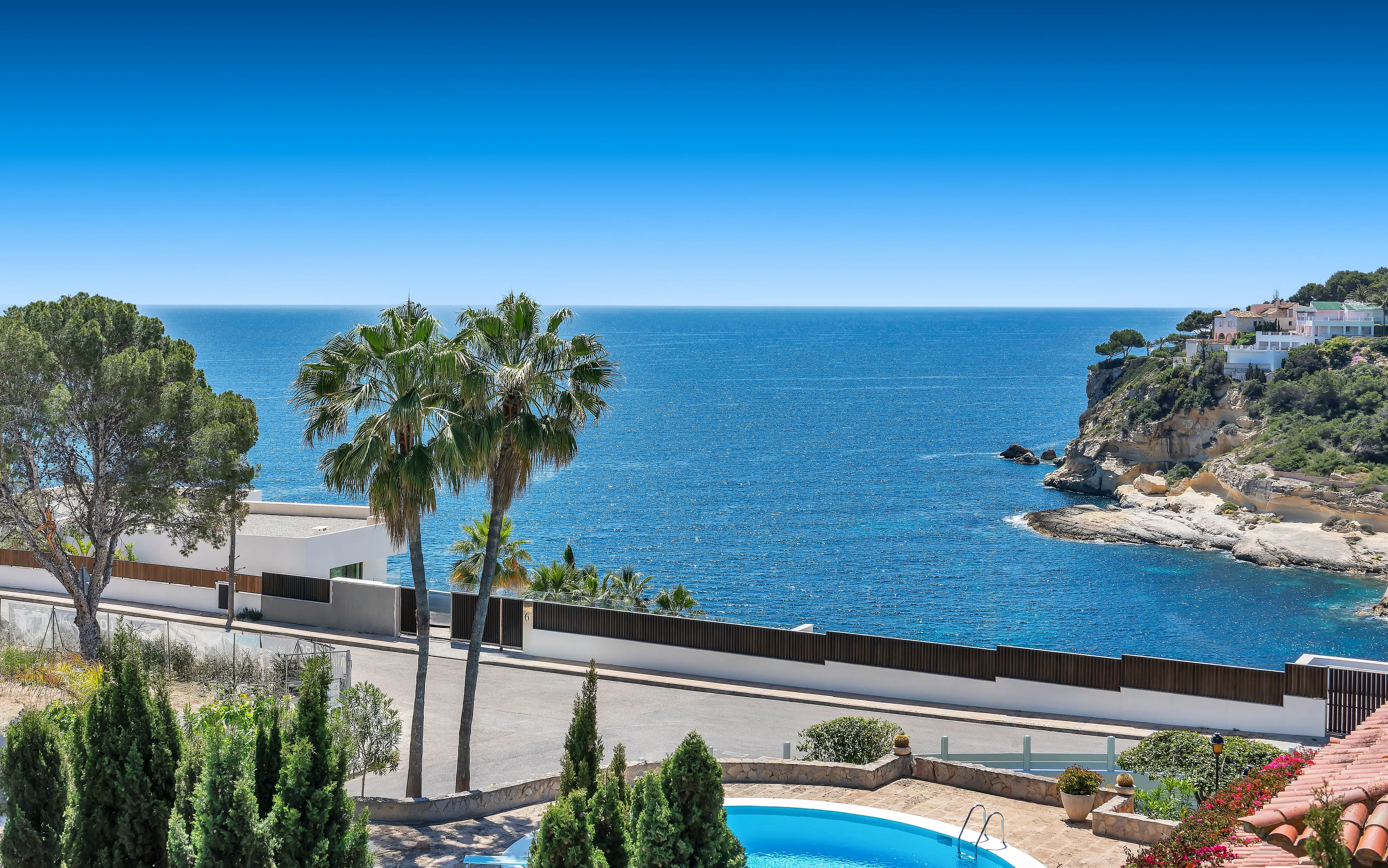 Villa moderna con fantastica vista sul mare in una posizione privilegiata-28