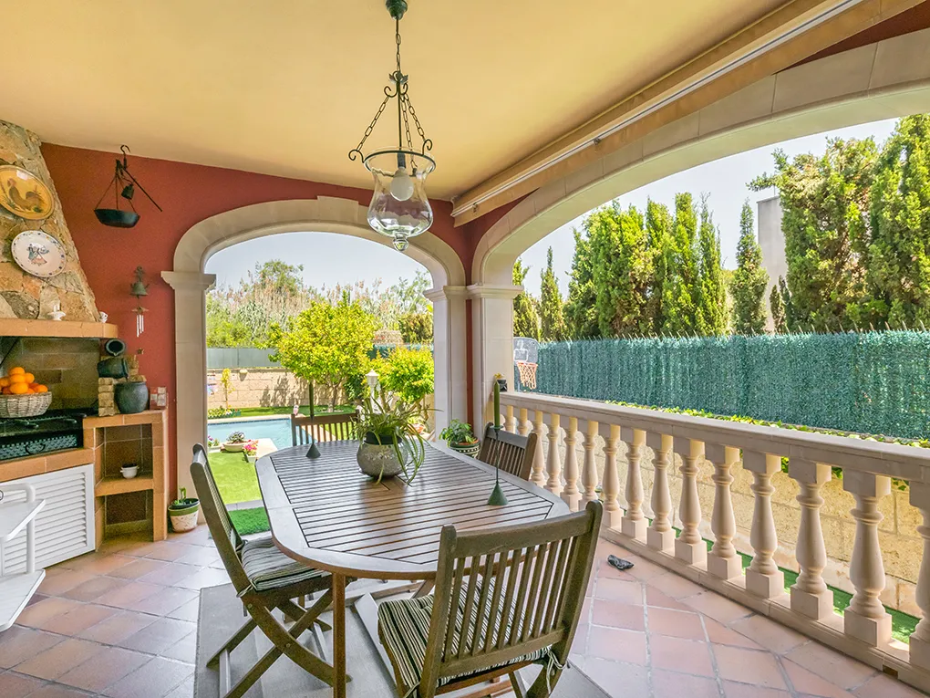 Prachtige villa met zwembad in een bevoorrechte omgeving van Playa de Palma - Mallorca-3